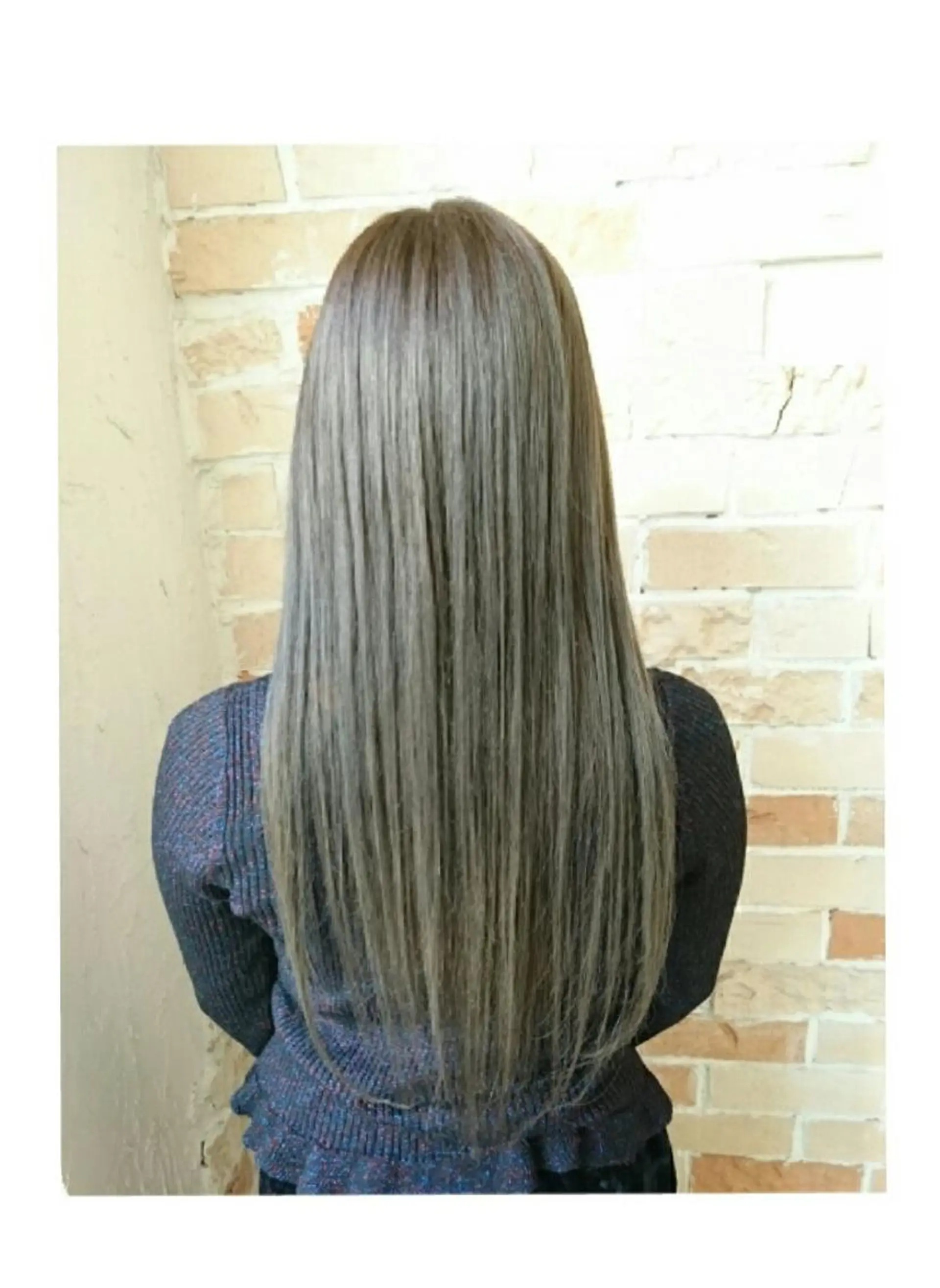 ロング カラー グレージュ JIL BLAN 京都所属・RU RIのヘアスタイル
