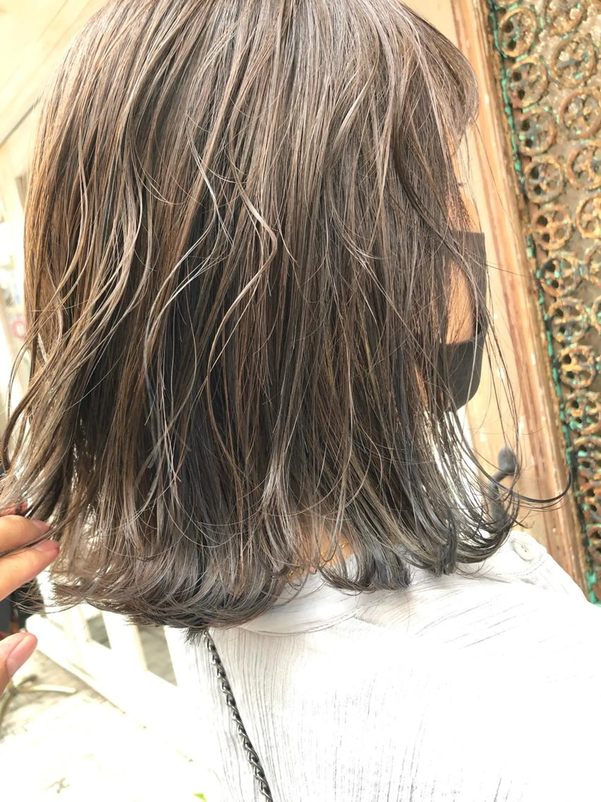 ミディアム カラー ハイライトカラー ハイトーンカラー ハイライト ヘアカラー 舘野 太嘉宏のヘアスタイル