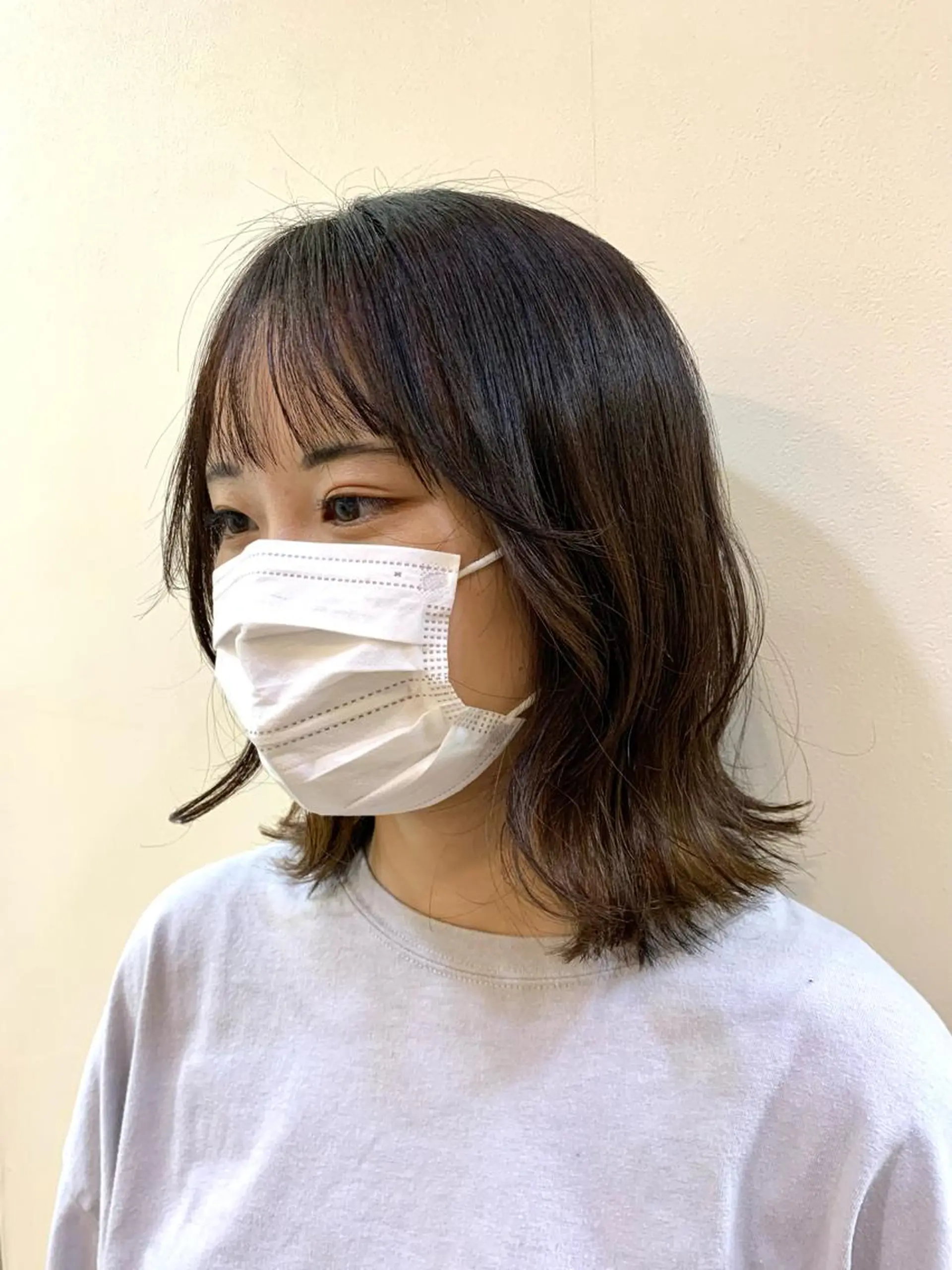ミディアム 外ハネヘア カット トリートメント 板倉 花連のヘアスタイル
