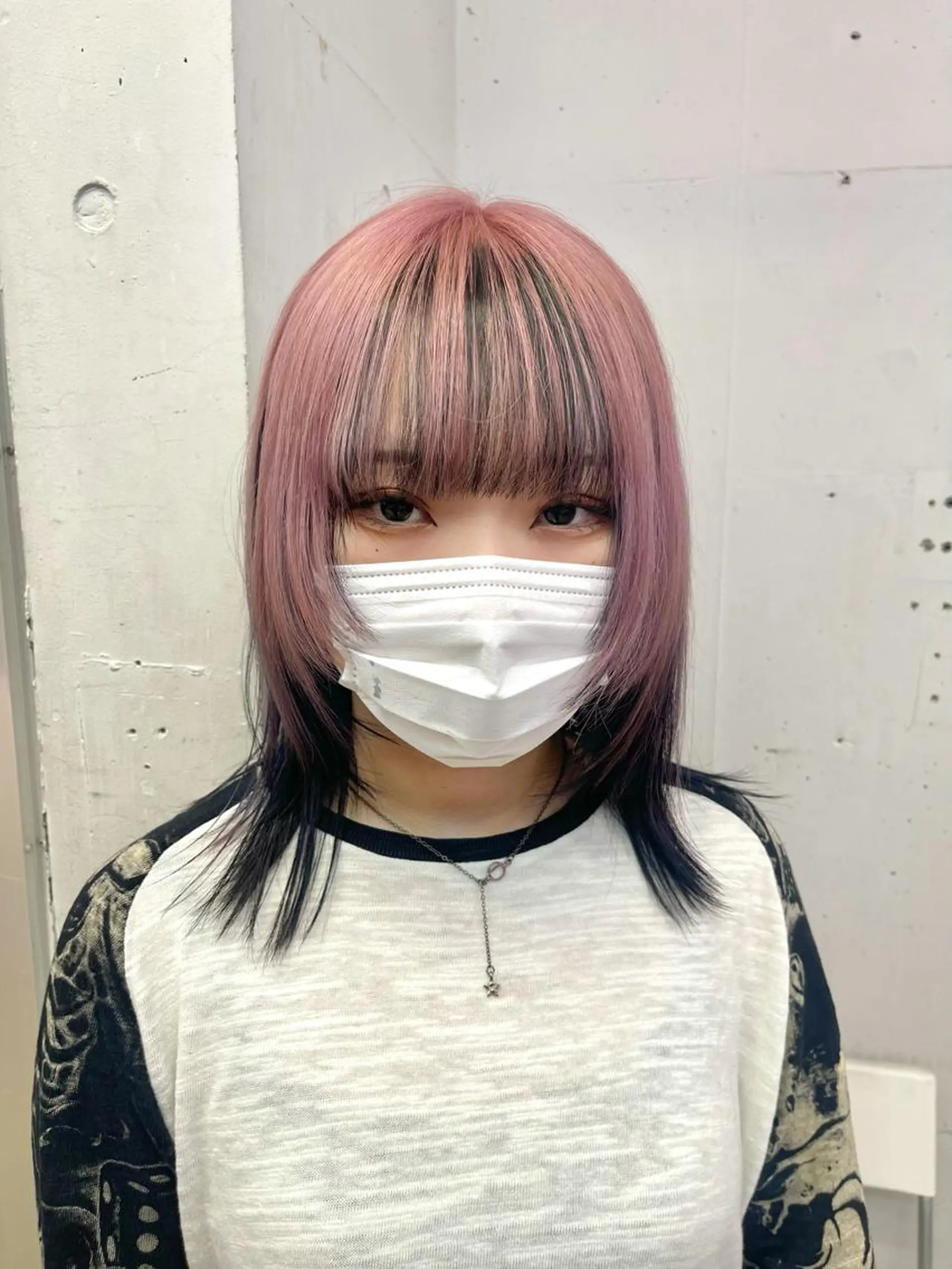 ミディアム カラー ヘアカラー トリートメント ハッシュカットとハイ トーン/HIROKIのヘアスタイル