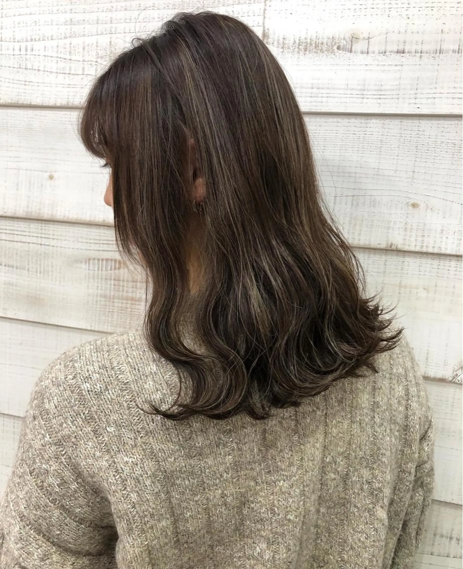 セミロング カラー ヘアアレンジ 原宿レイヤーカット 渋谷【山本喜熙】のヘアスタイル
