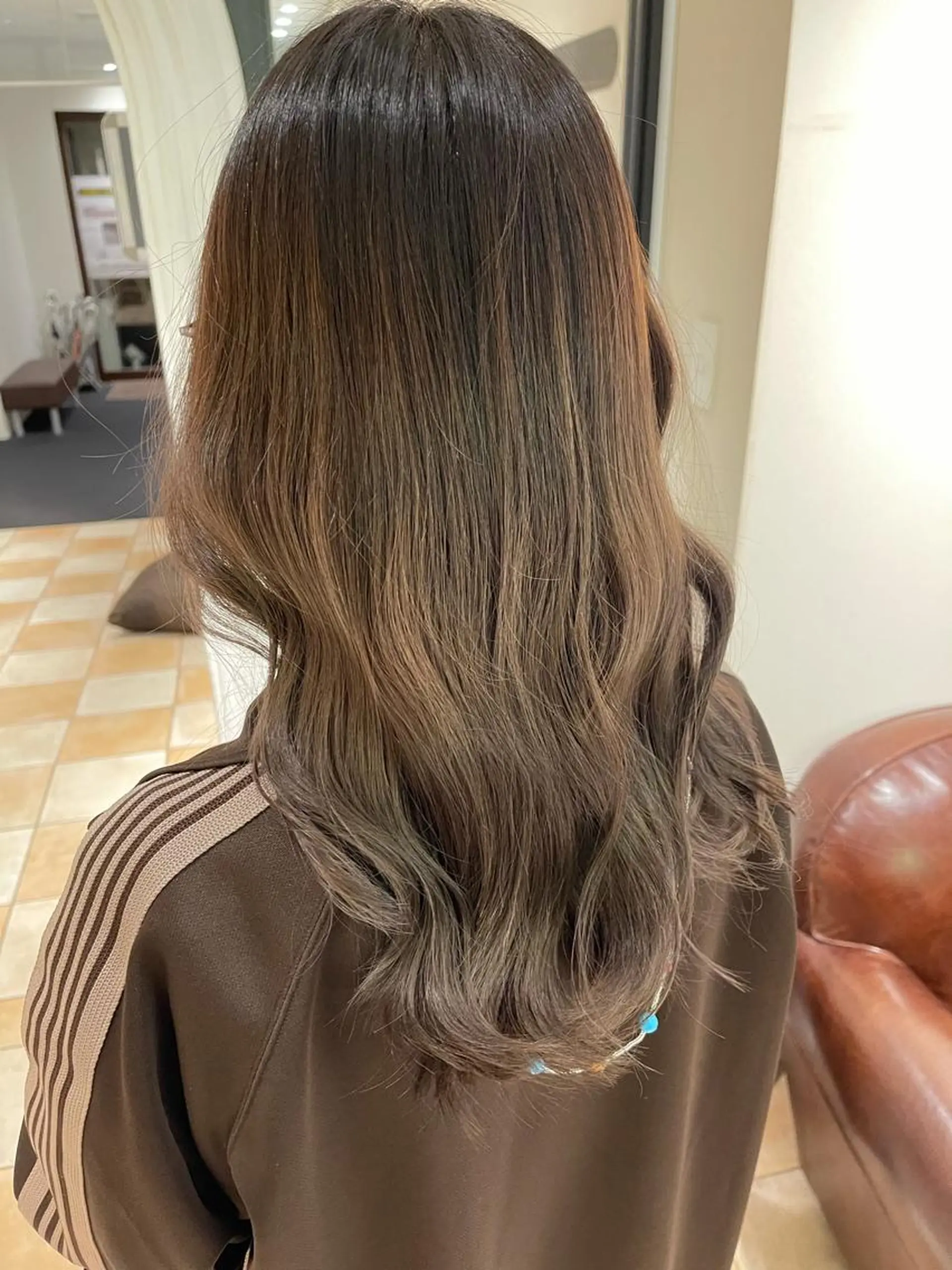 ロング レイヤー/艶カラー 韓国/石戸谷海斗のヘアスタイル