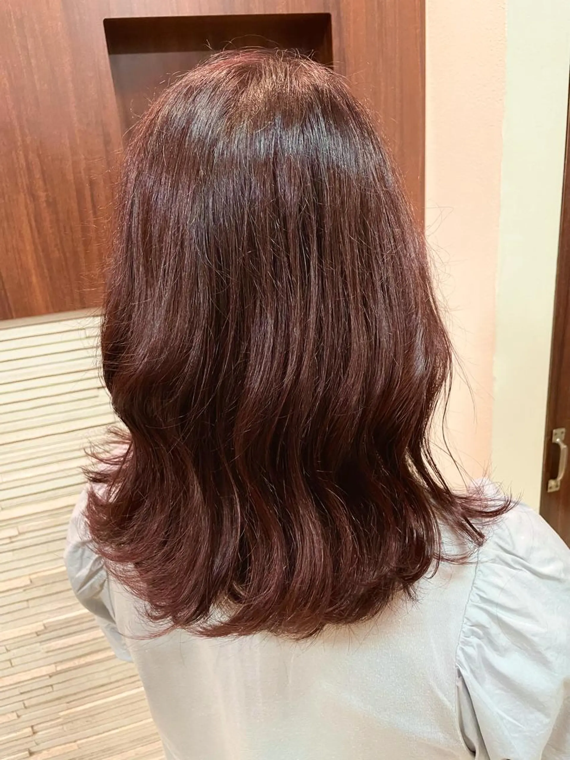 ミディアム ピンクブラウン 佐藤 由依/韓国ヘアのヘアスタイル