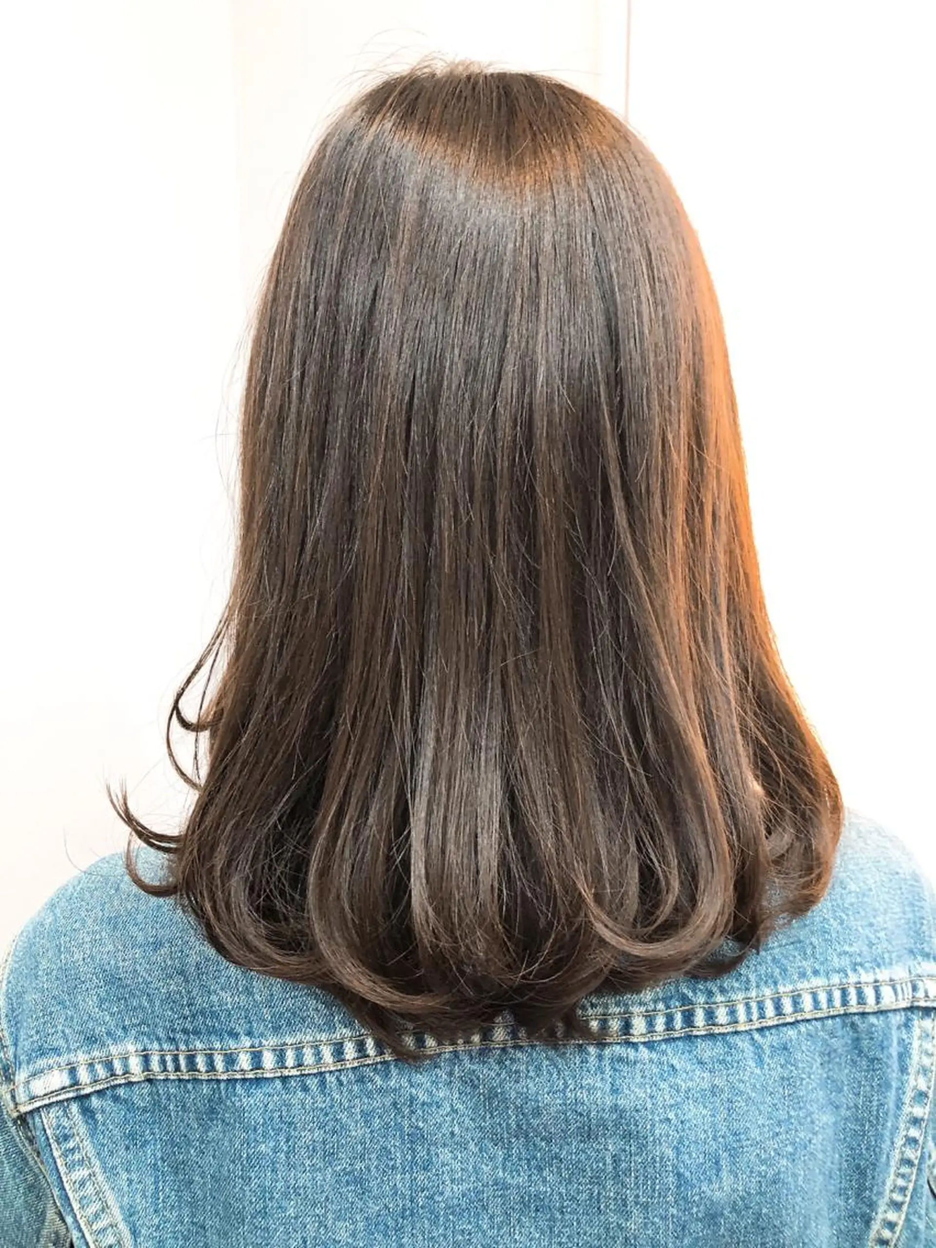 セミロング レイヤーカット ローレイヤー レイヤーカット🎀 kanaのヘアスタイル