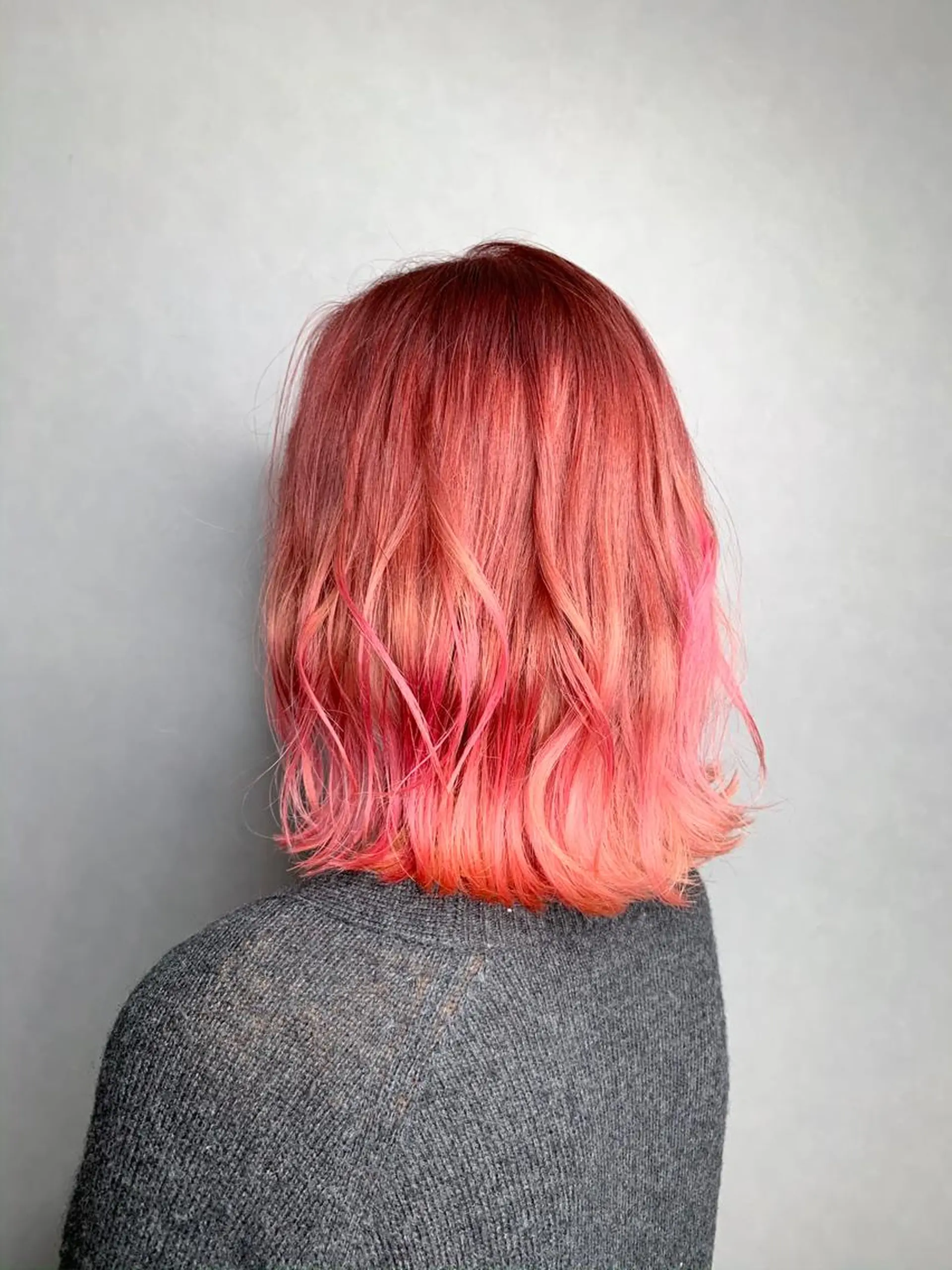 ミディアム カラー ブリーチ グラデーションカラー ピンクカラー ヘアカラー トリートメント 🌈 DAIKI 🌈のヘアスタイル
