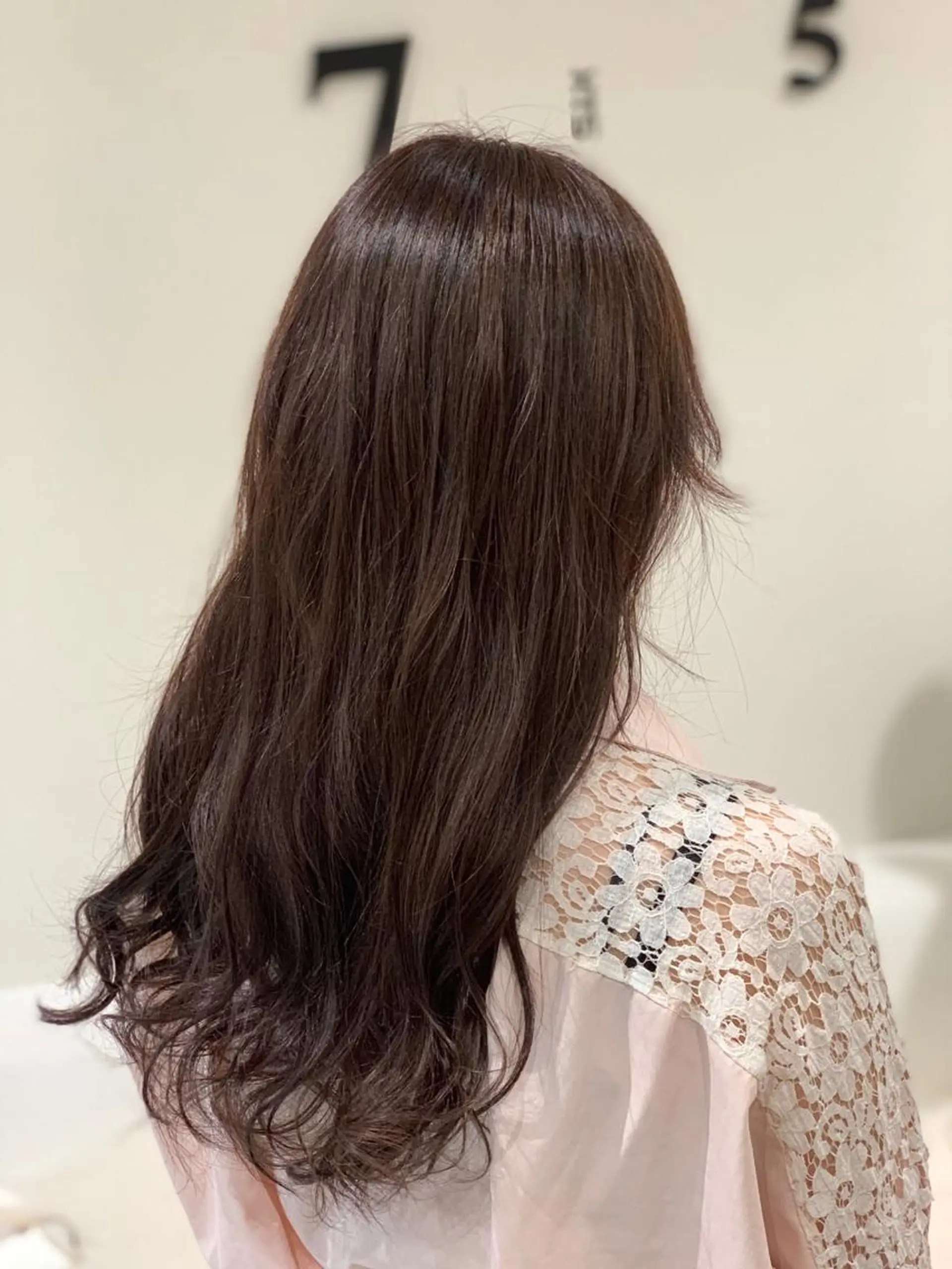 ロング カラー ヘアカラー トリートメント 松吉 純平のヘアスタイル