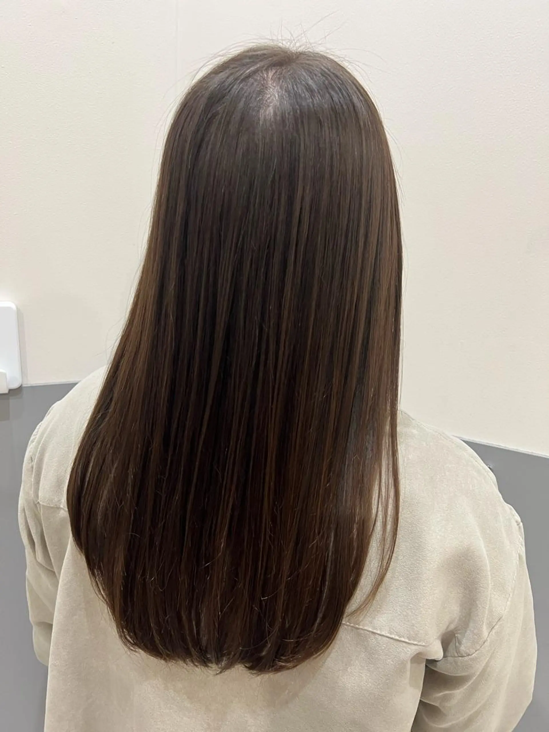 セミロング 縮毛矯正 カット 縮毛矯正 トリートメント YOU hair life所属・花森 捺巳のヘアスタイル