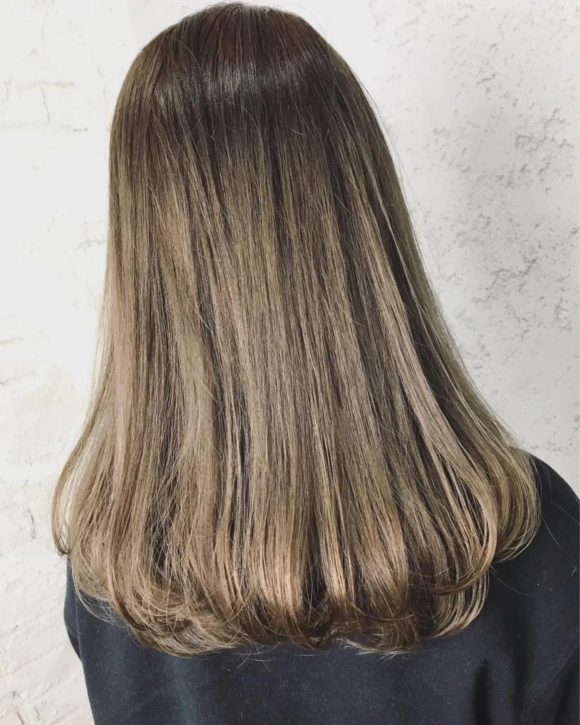 セミロング カラー カット 縮毛矯正 🌈ハイライトカラー 🌈naokoのヘアスタイル