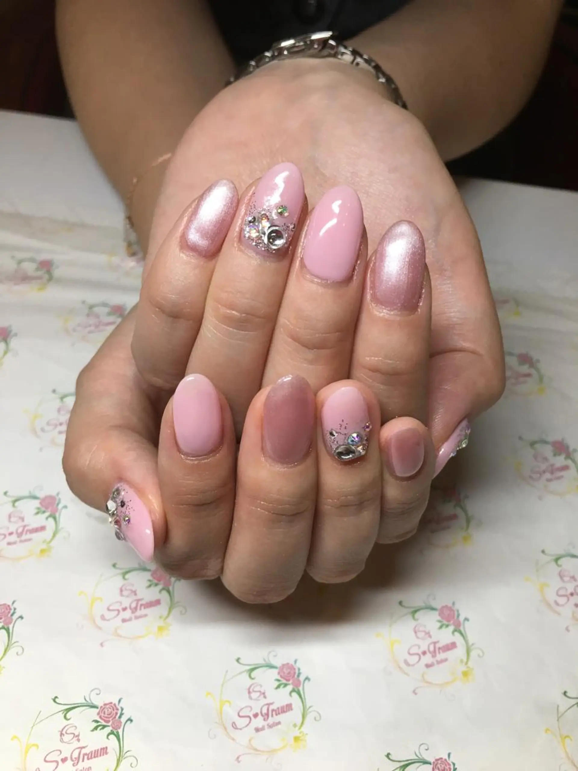 ネイル Nail Salon S-Traum所属・Nail Salon S-Traumのネイルデザイン
