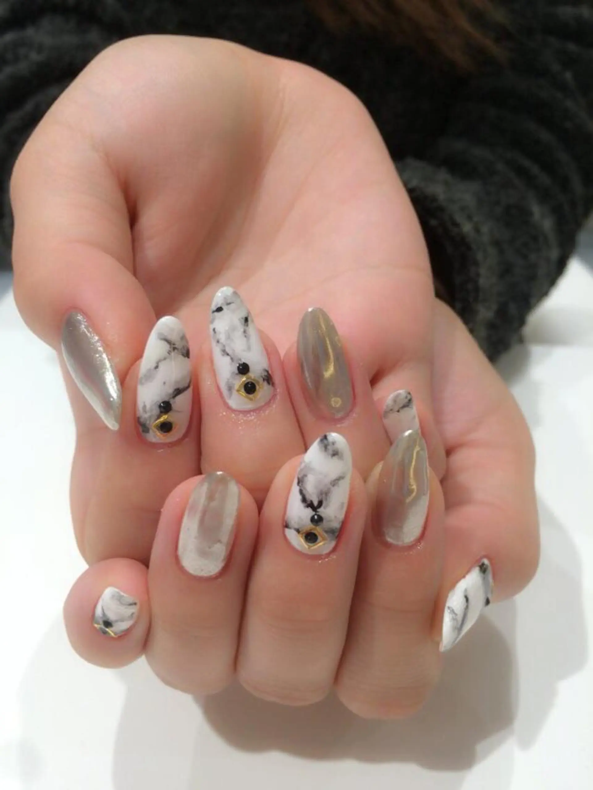 ネイル 山藤 萌永のネイルデザイン