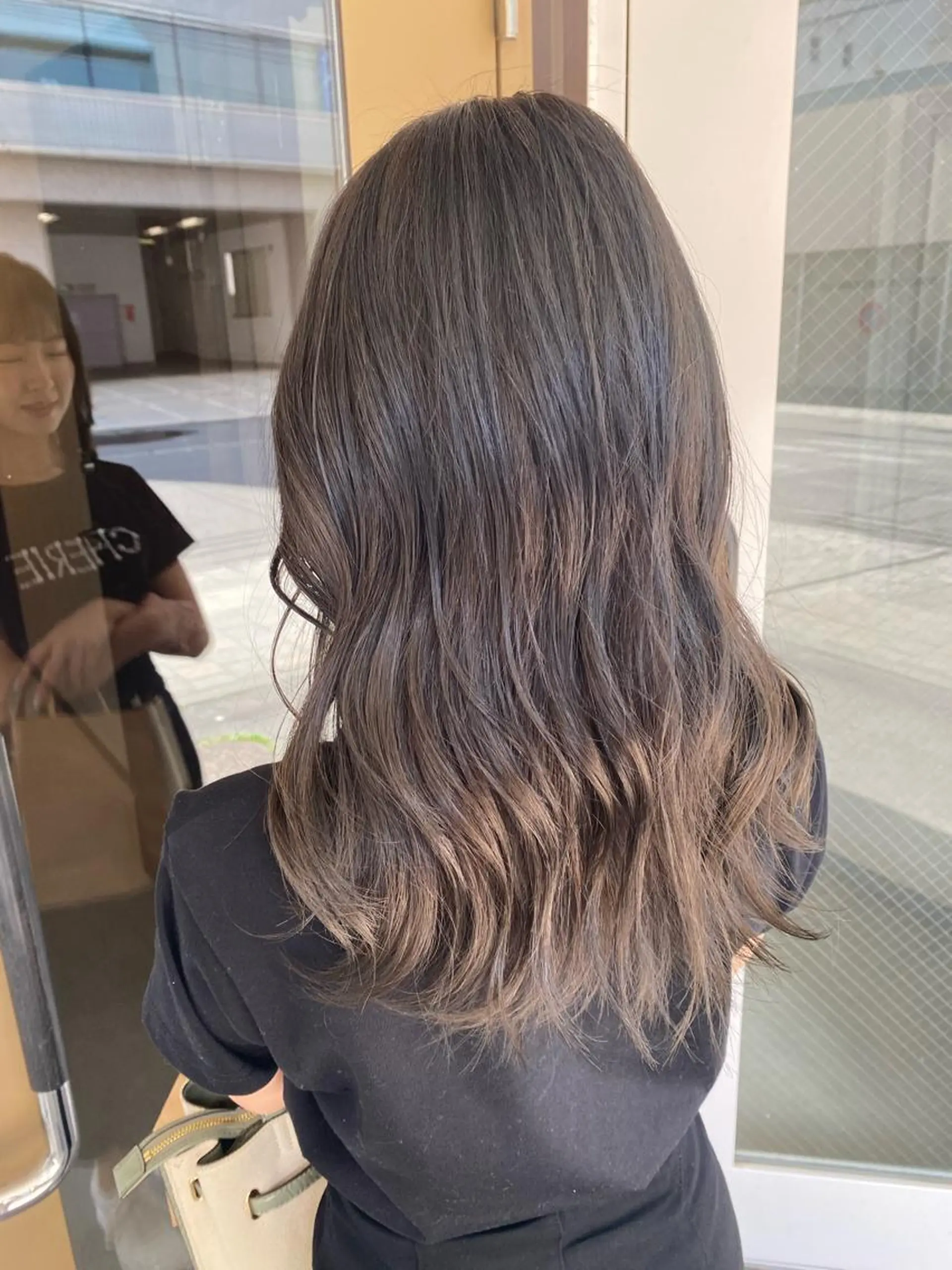 ロング SOAR所属・【髪質改善・コテ巻き パーマ】　長浜千紘のヘアスタイル