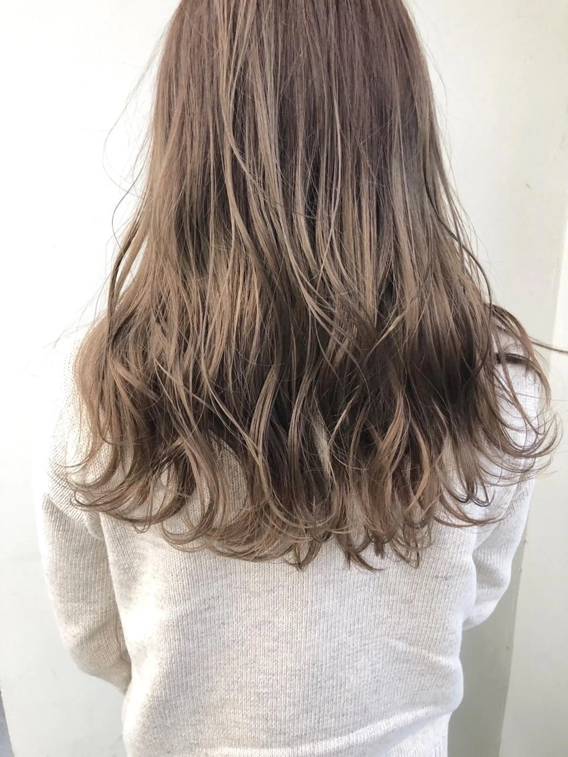 セミロング 小澤大輔 YOLO hairのヘアスタイル