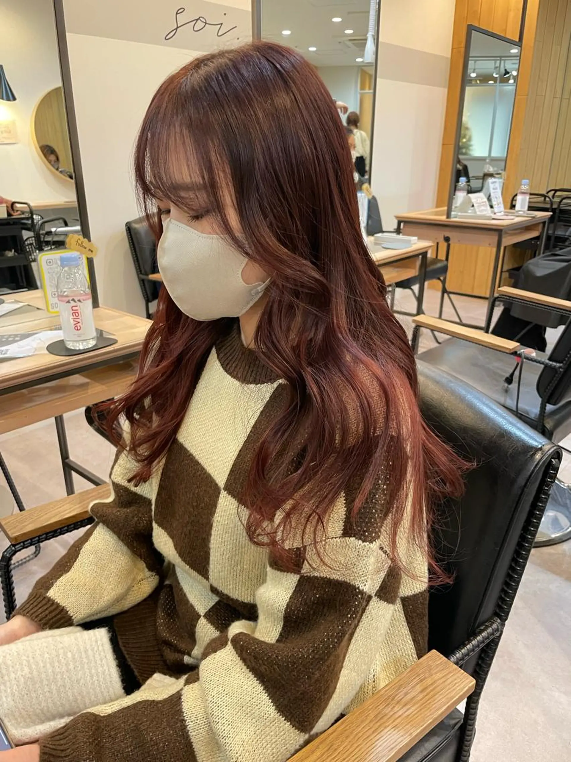 ロング カラー akane .のヘアスタイル