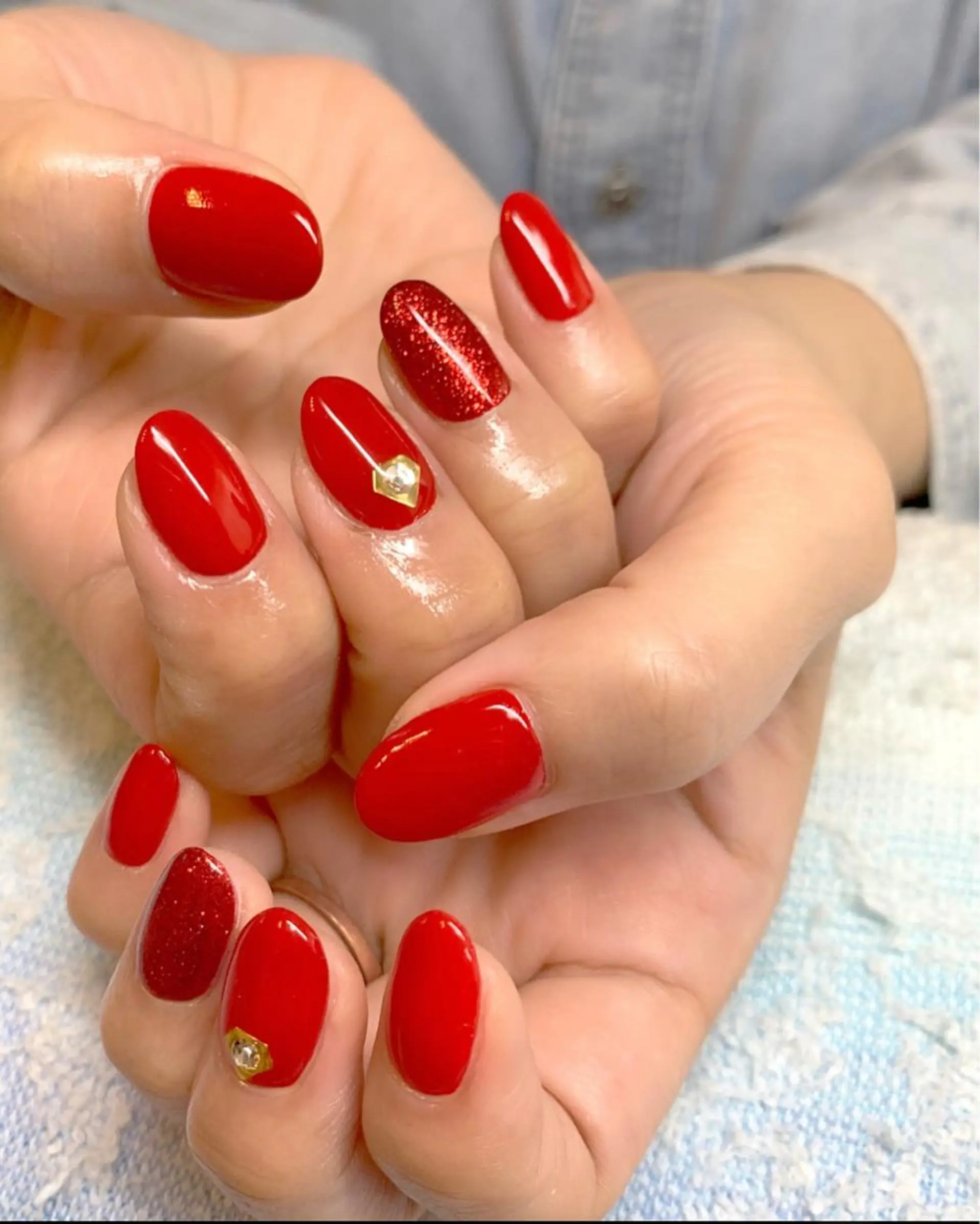 ネイル 赤色 nailsalon Fluaのネイルデザイン