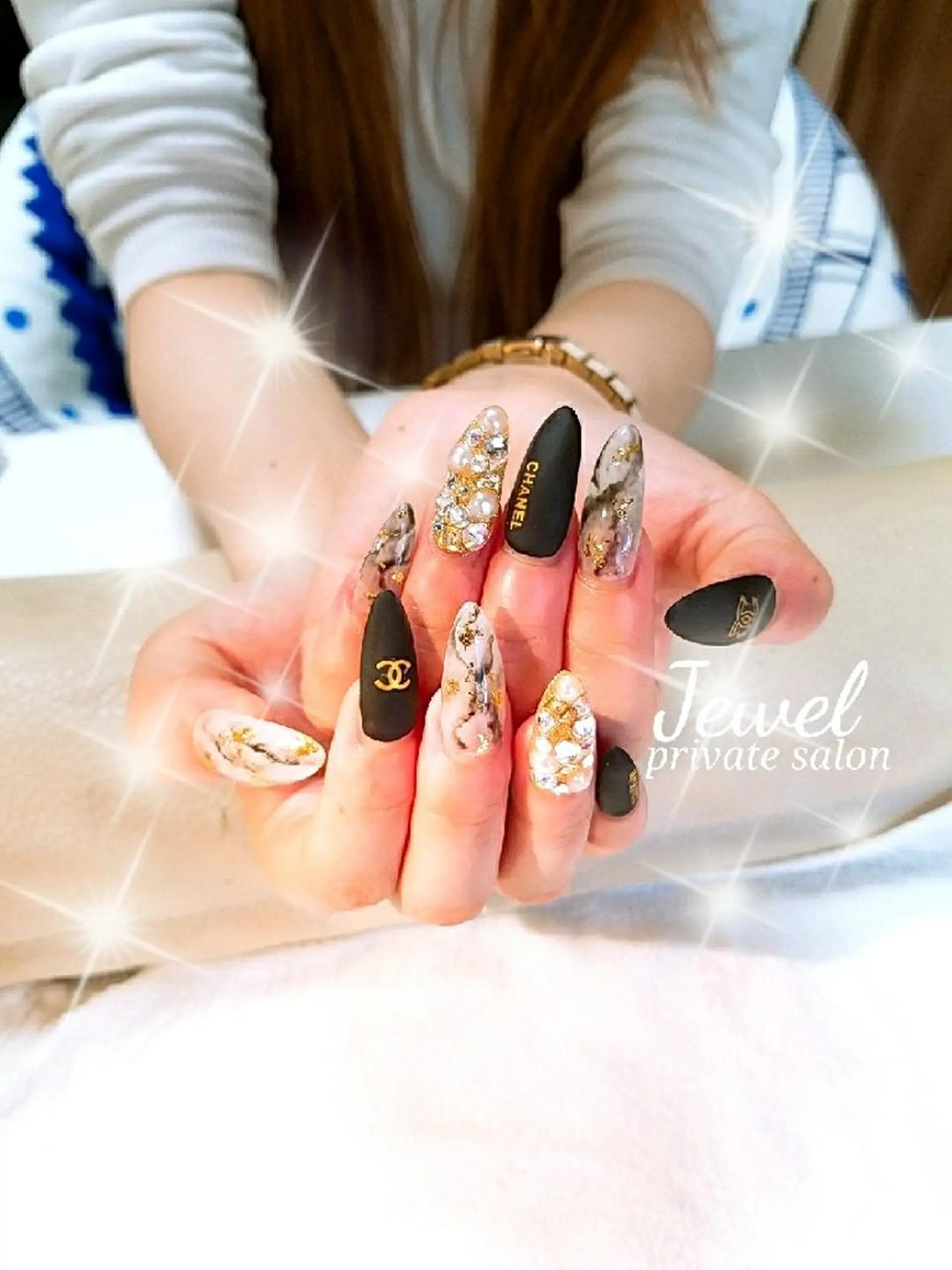 ネイル ＪＥＷＥＬ　ＮＡＩＬ所属・ＪＥＷＥＬ ＮＡＩＬのネイルデザイン