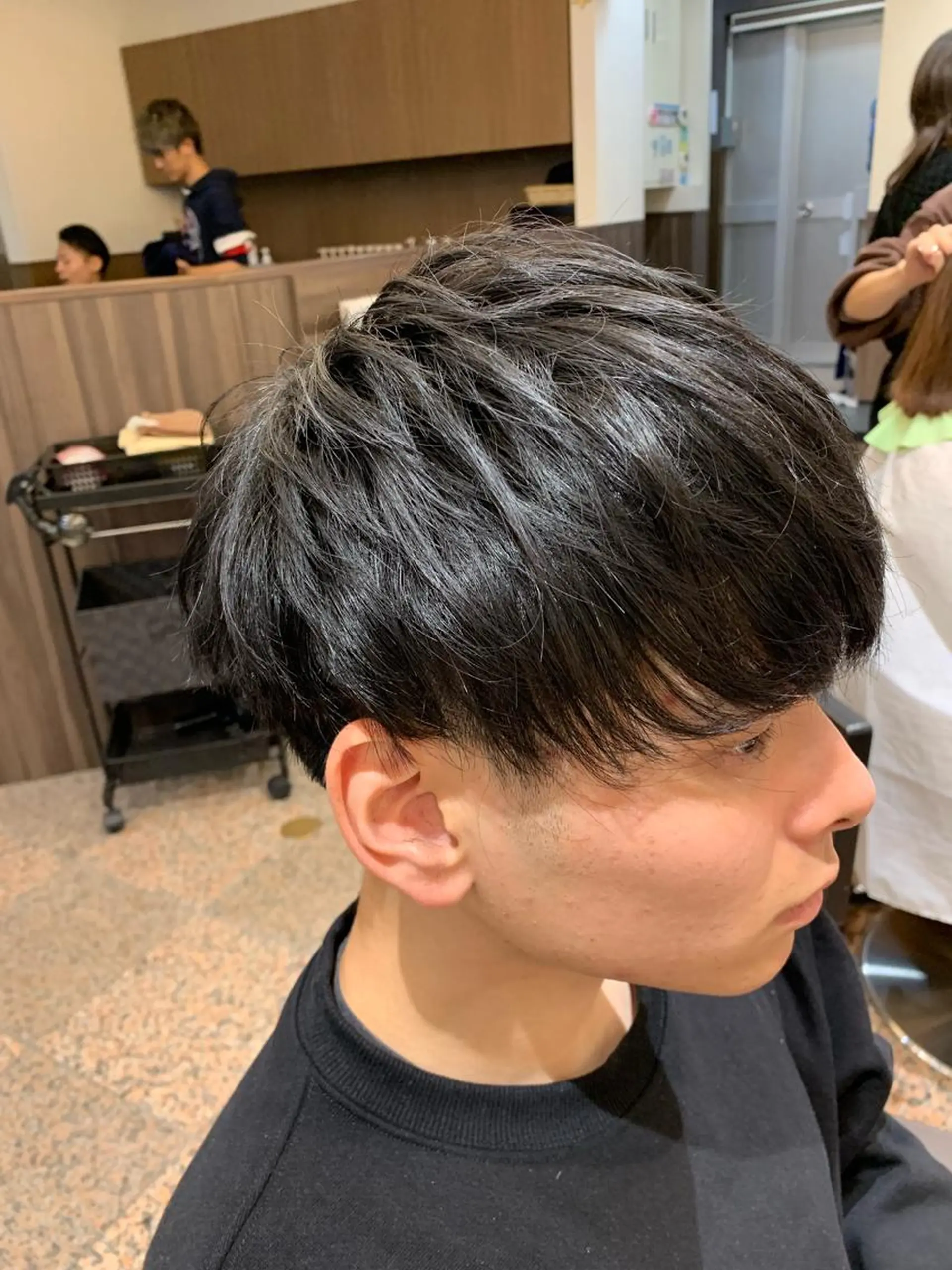 ショート ヘアアレンジ メンズ マッシュ カット 縮毛矯正 IwAsh中山所属・✂︎中山ブリーチ・ パーマ✂︎露木智也のヘアスタイル