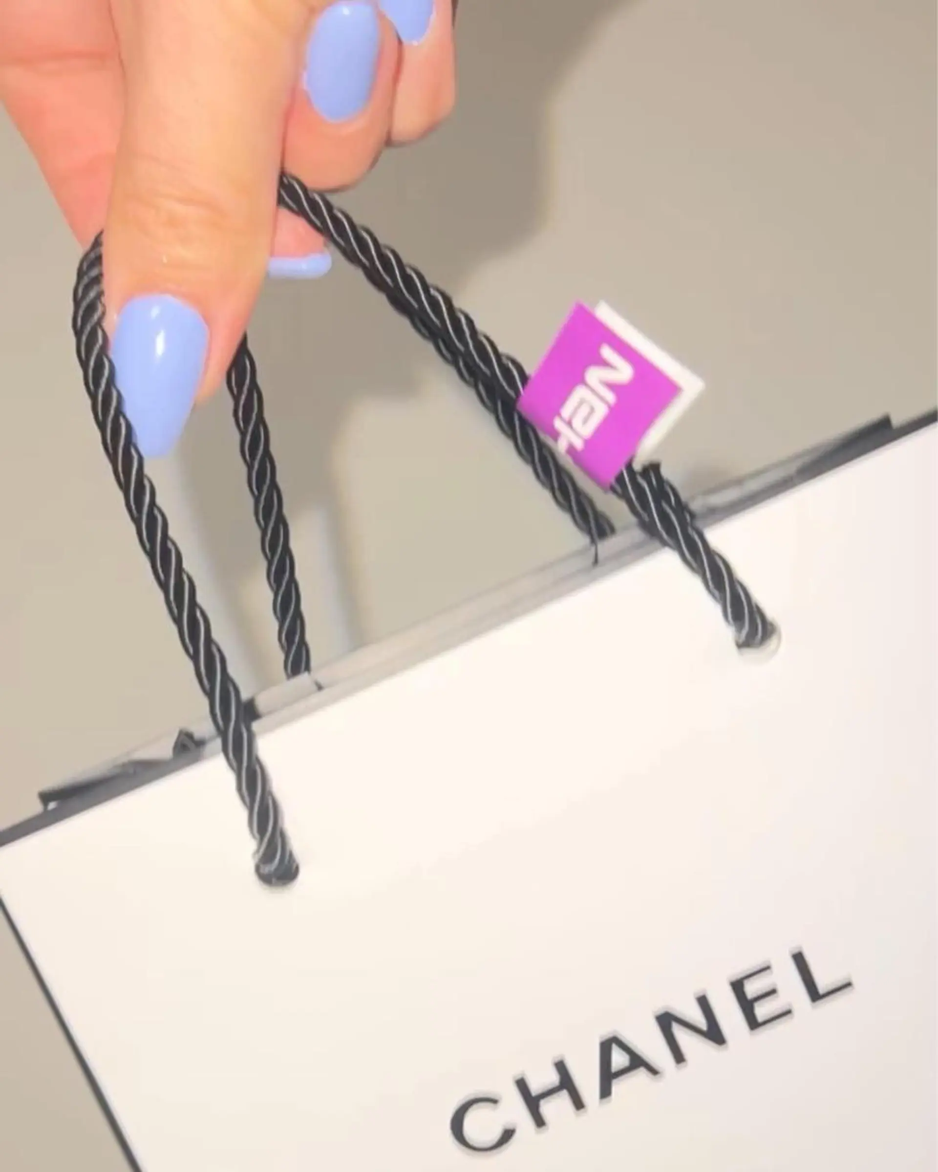 ネイル ワンカラーネイル ハンドネイル REMIA所属・beauty salonREMIAのネイルデザイン