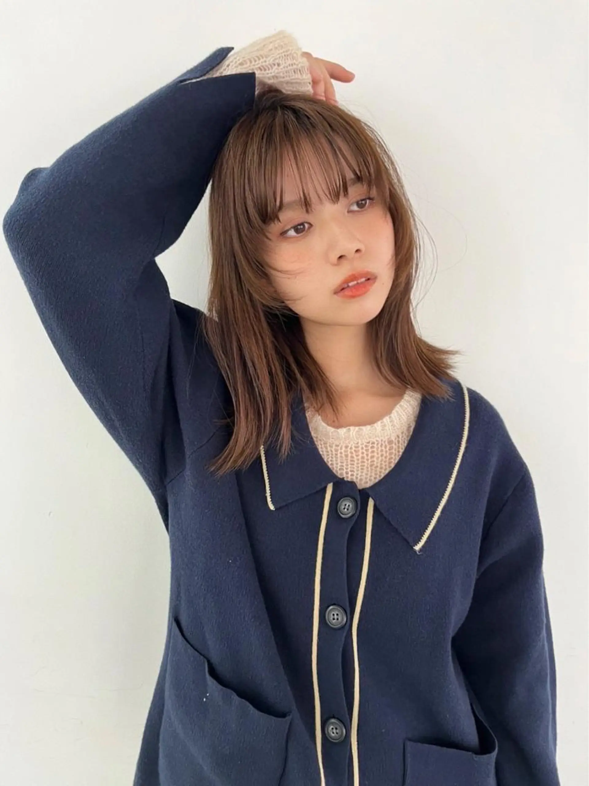 ミディアム 顔まわりレイヤー 顔周りカット レイヤーカット カット ヘアカラー トリートメント 義本 風佳のヘアスタイル