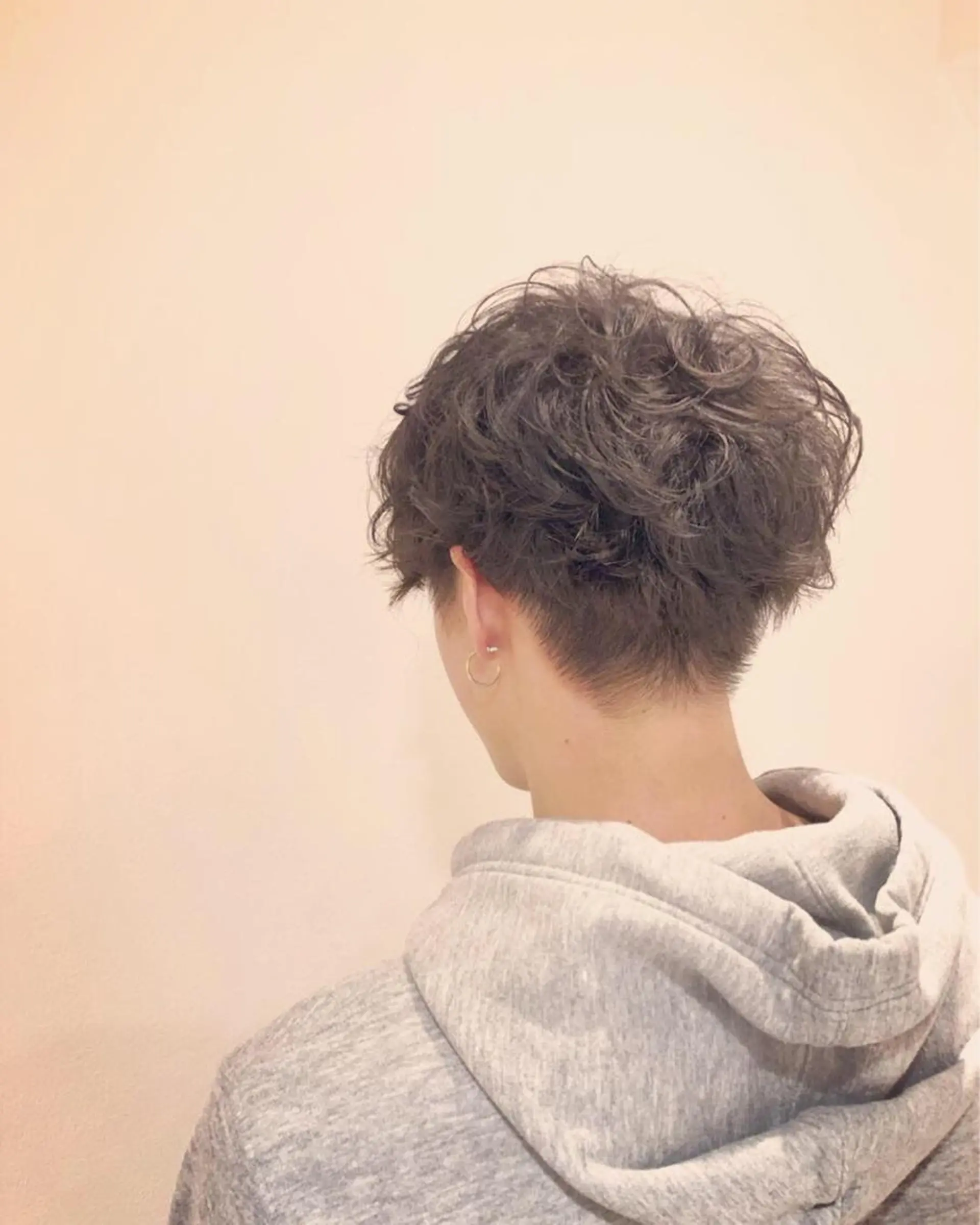 パーマ メンズ マッシュ カット パーマ すみとも るなのヘアスタイル