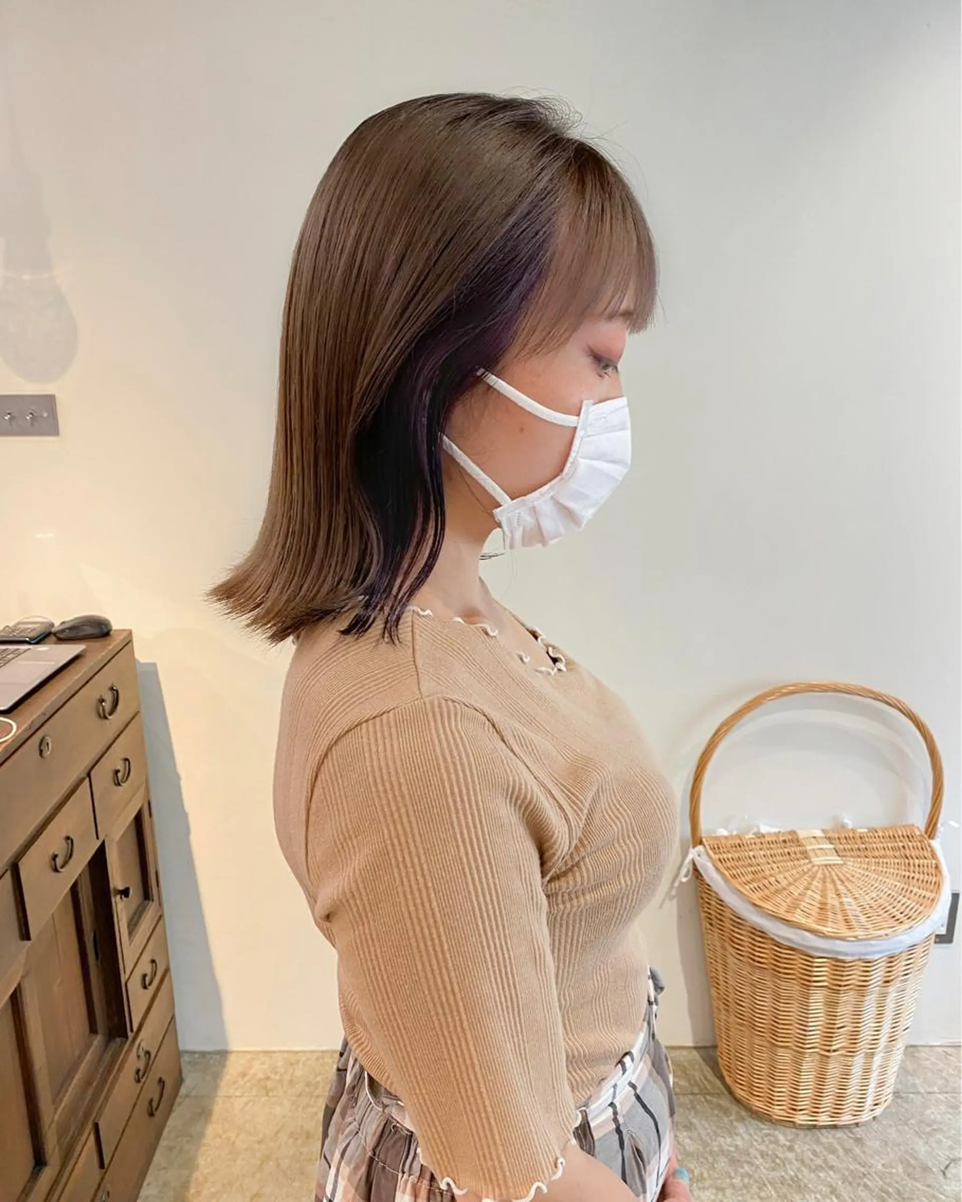 ミディアム カラー ブリーチ 透明感カラー グレージュ インナーカラー ラベンダーカラー カット ヘアカラー トリートメント 板谷みさき /艶ボブ/藤沢美容室のヘアスタイル