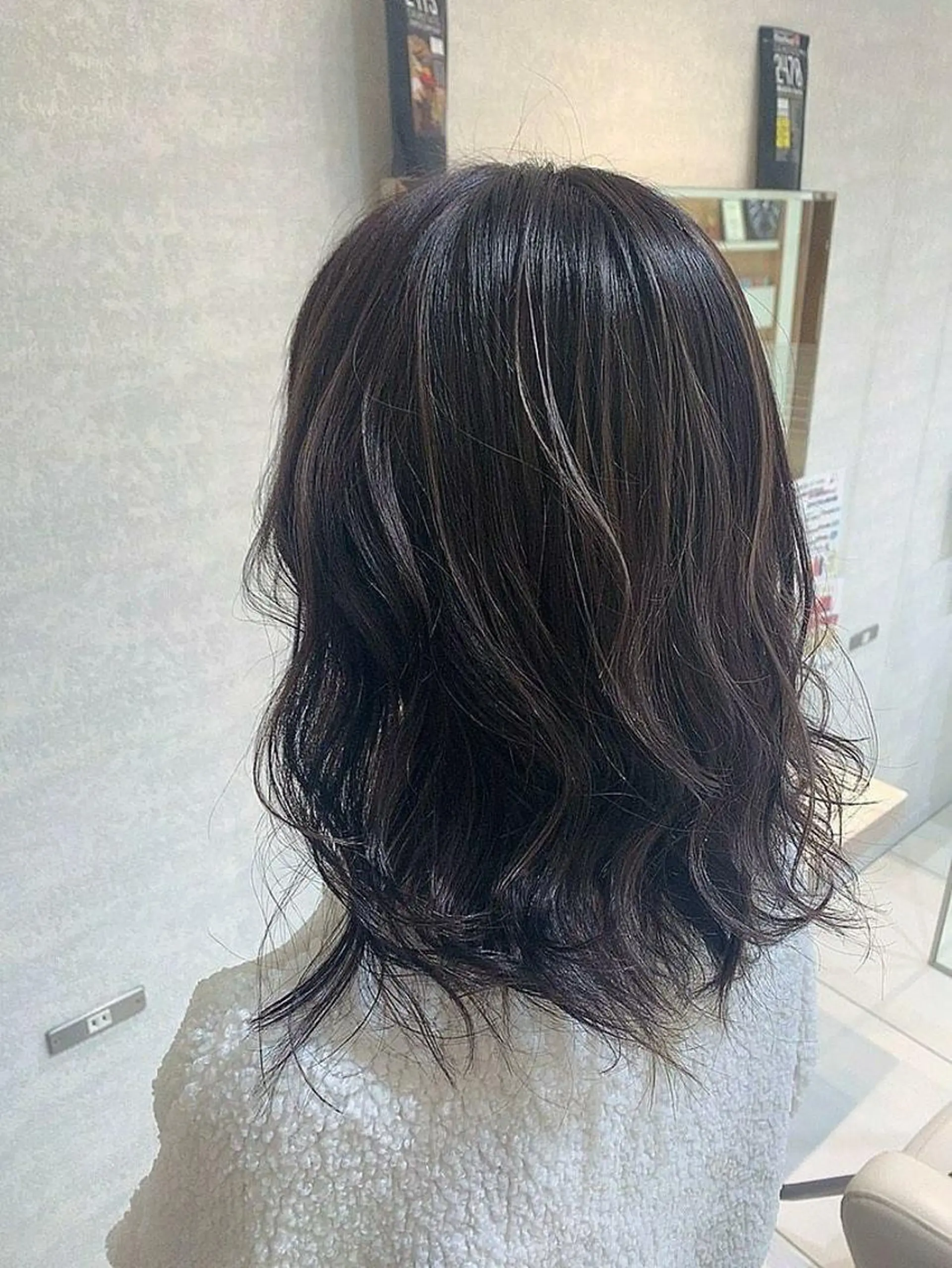 カラー ミディアム ハイライトカラー ハイライト 新規限定カット無料 クーポン有り【桂口】のヘアスタイル