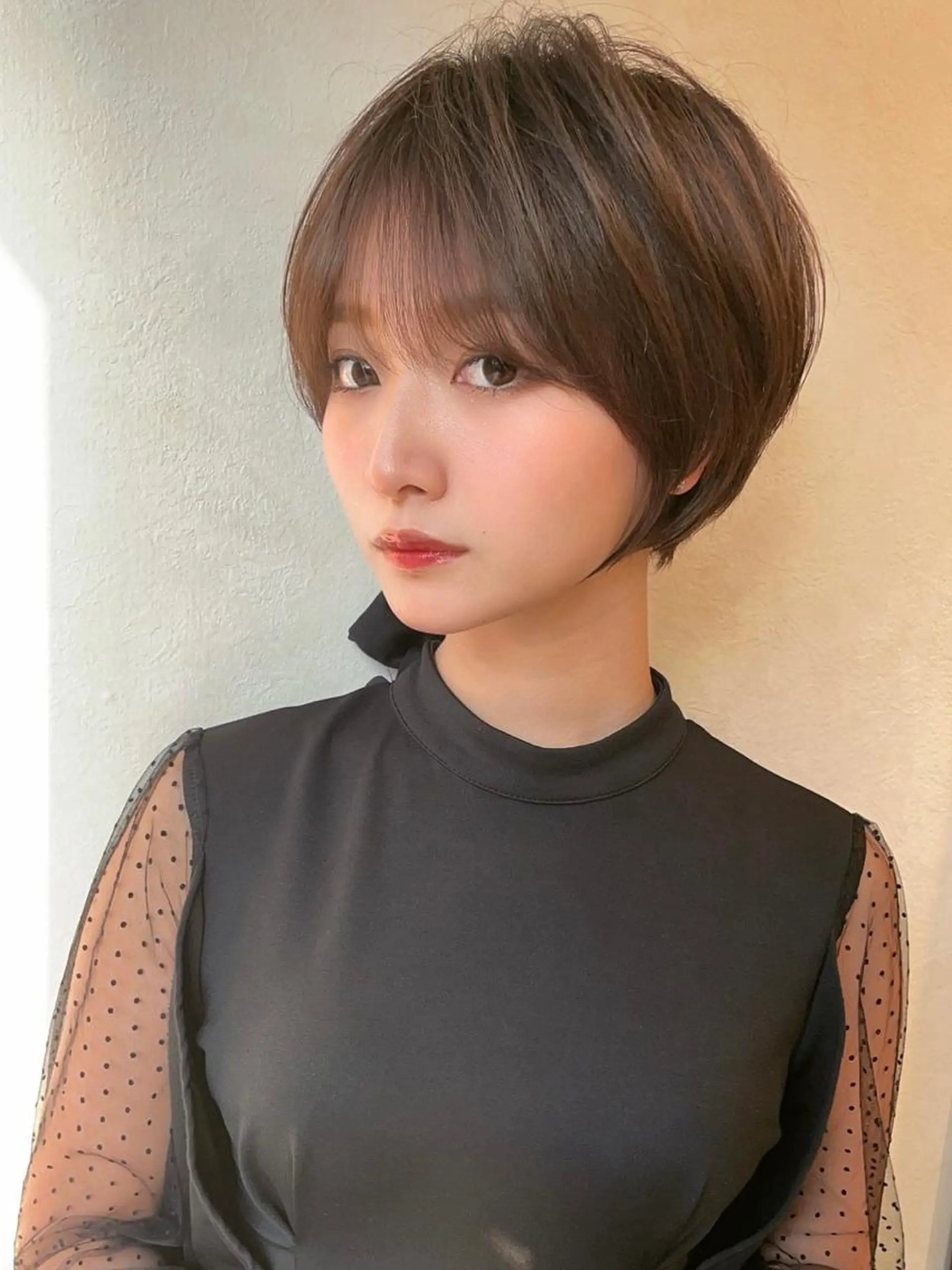 ショート カラー カット ヘアカラー トリートメント 💛美髪ハイトーン LEON🩶のヘアスタイル