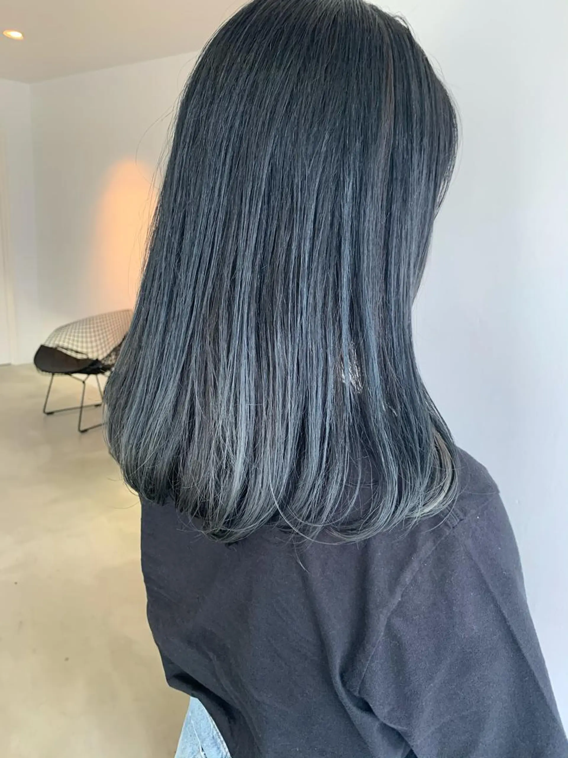 セミロング カラー yurika☁️ 似合わせ｜レイヤーのヘアスタイル