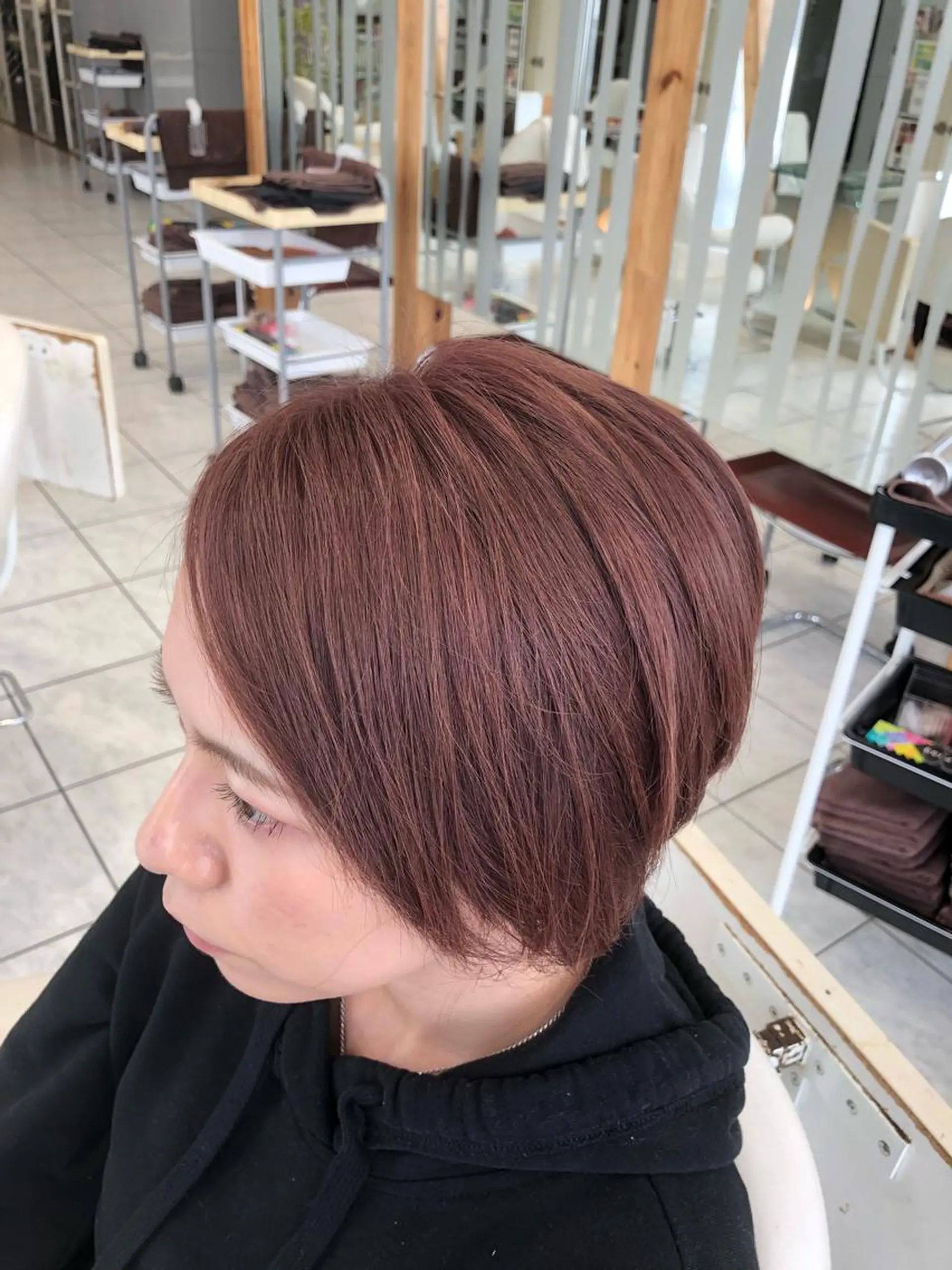 ショート カラー ベージュカラー ピンクカラー ピンクベージュ クーポン お試し価格有り！のヘアスタイル