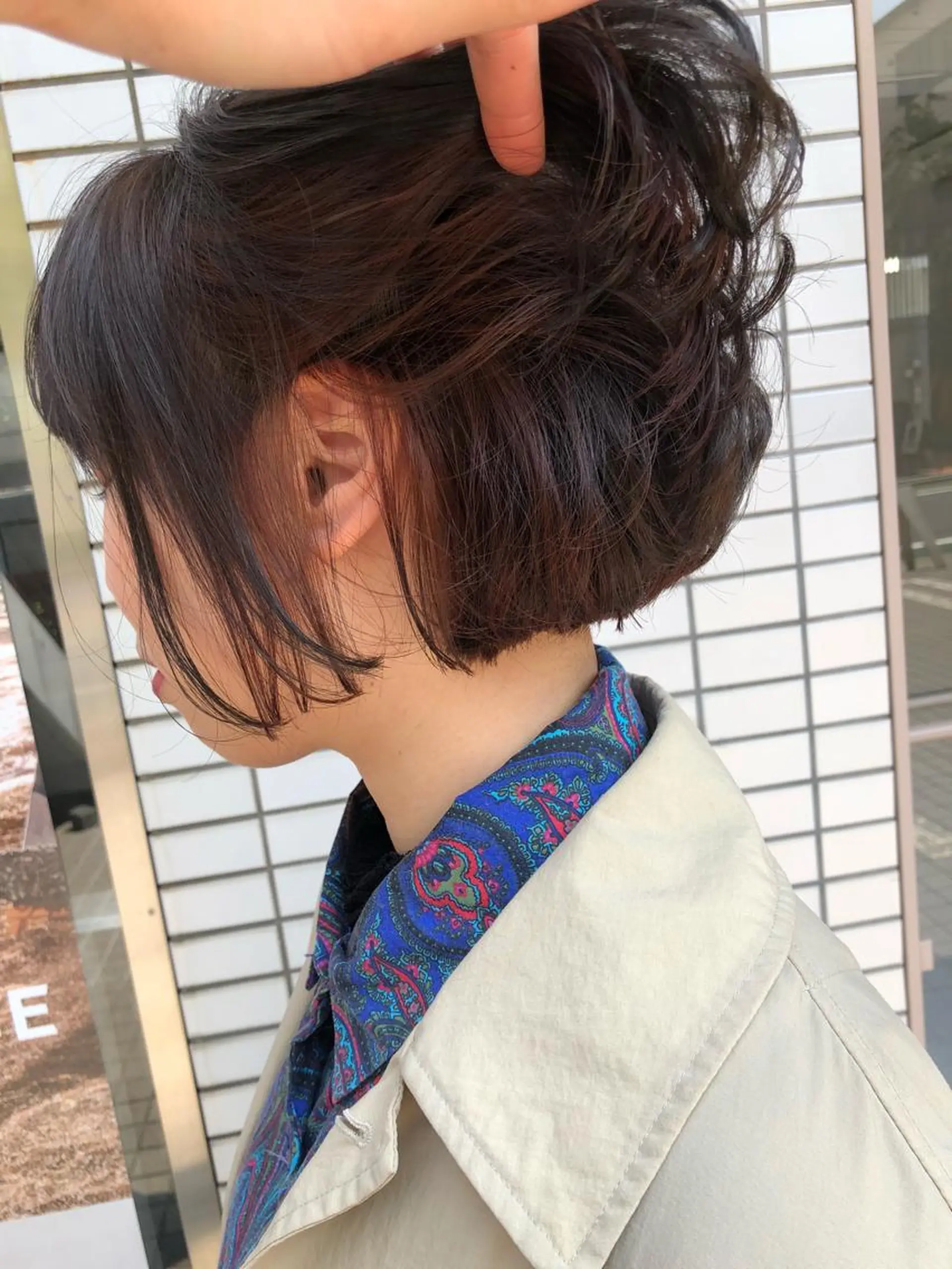 ミディアム カラー THE DAY所属・AKI HASHIMOTOのヘアスタイル