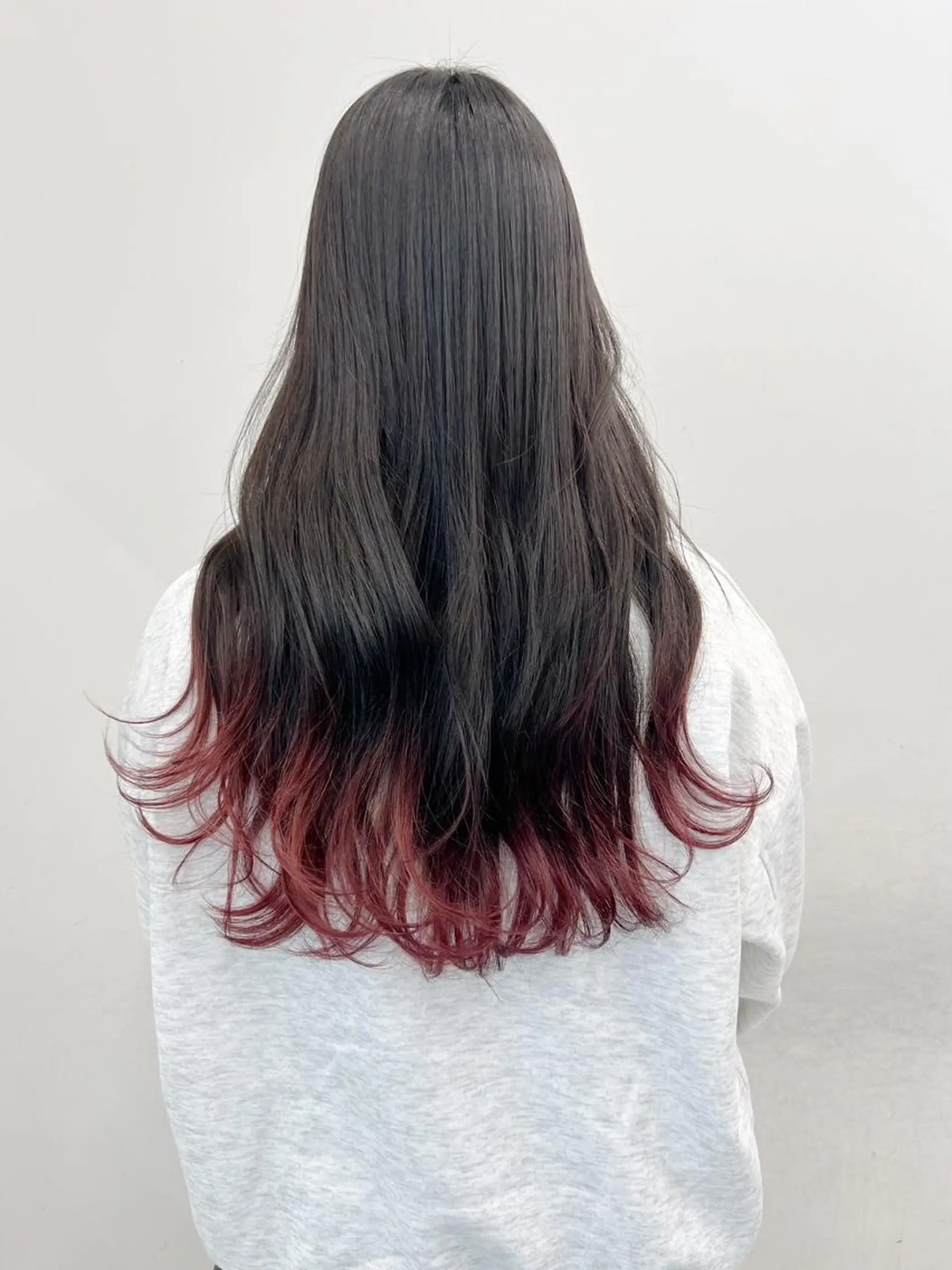ロング カラー アディクシーカラー アッシュ ブルーカラー ダークアッシュ グレージュ 【公式】amble luxe池袋東口💛のヘアスタイル