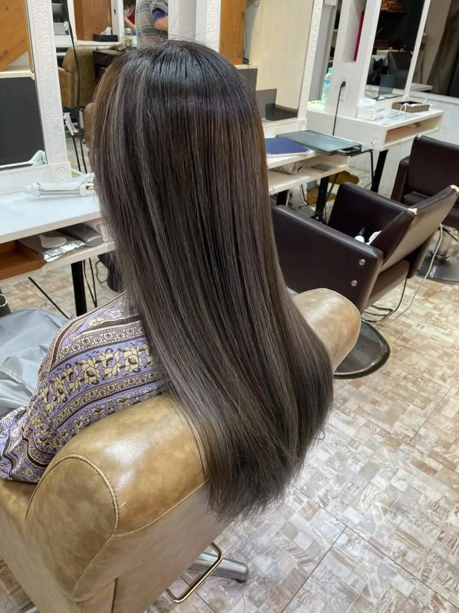 ロング ハイライト レイヤーカット カット ヘアカラー トリートメント メテオ取扱✨美髪 矯正✨HiroNYのヘアスタイル