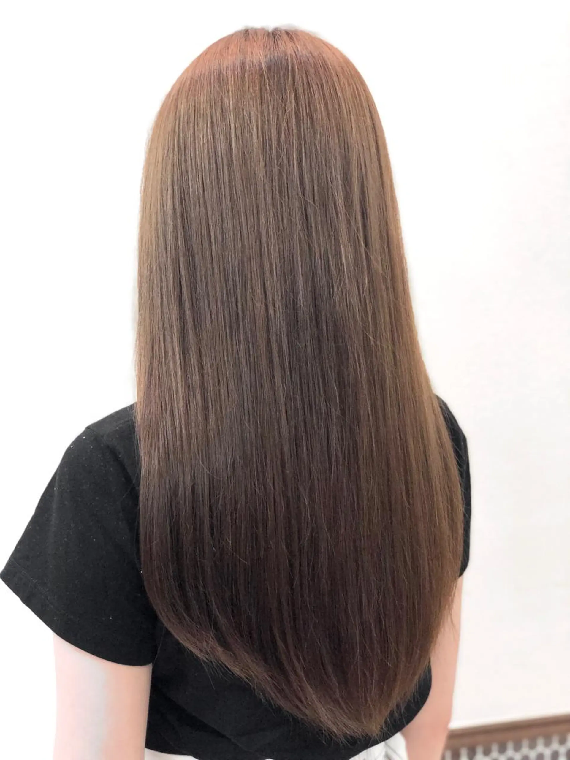 ロング カラー ブリーチ 透明感カラー 白髪ぼかし脱白髪染め 大塚綾のヘアスタイル