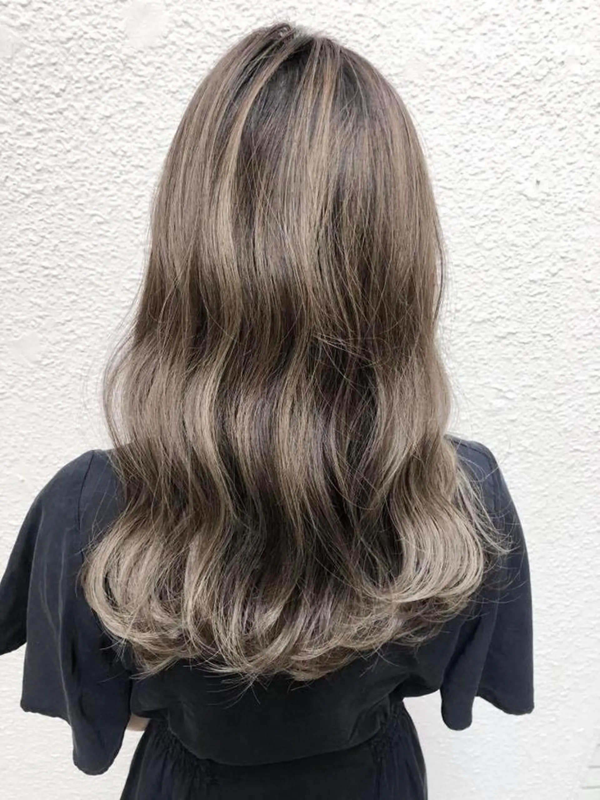 ロング カラー ヘアカラー トリートメント FERIAあべの KARINのヘアスタイル