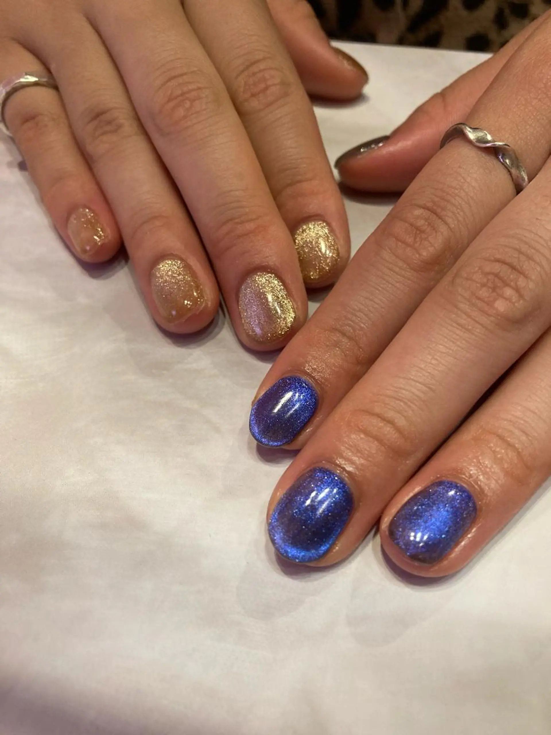 ネイル ハンドネイル キラキラ オメメのネイルデザイン