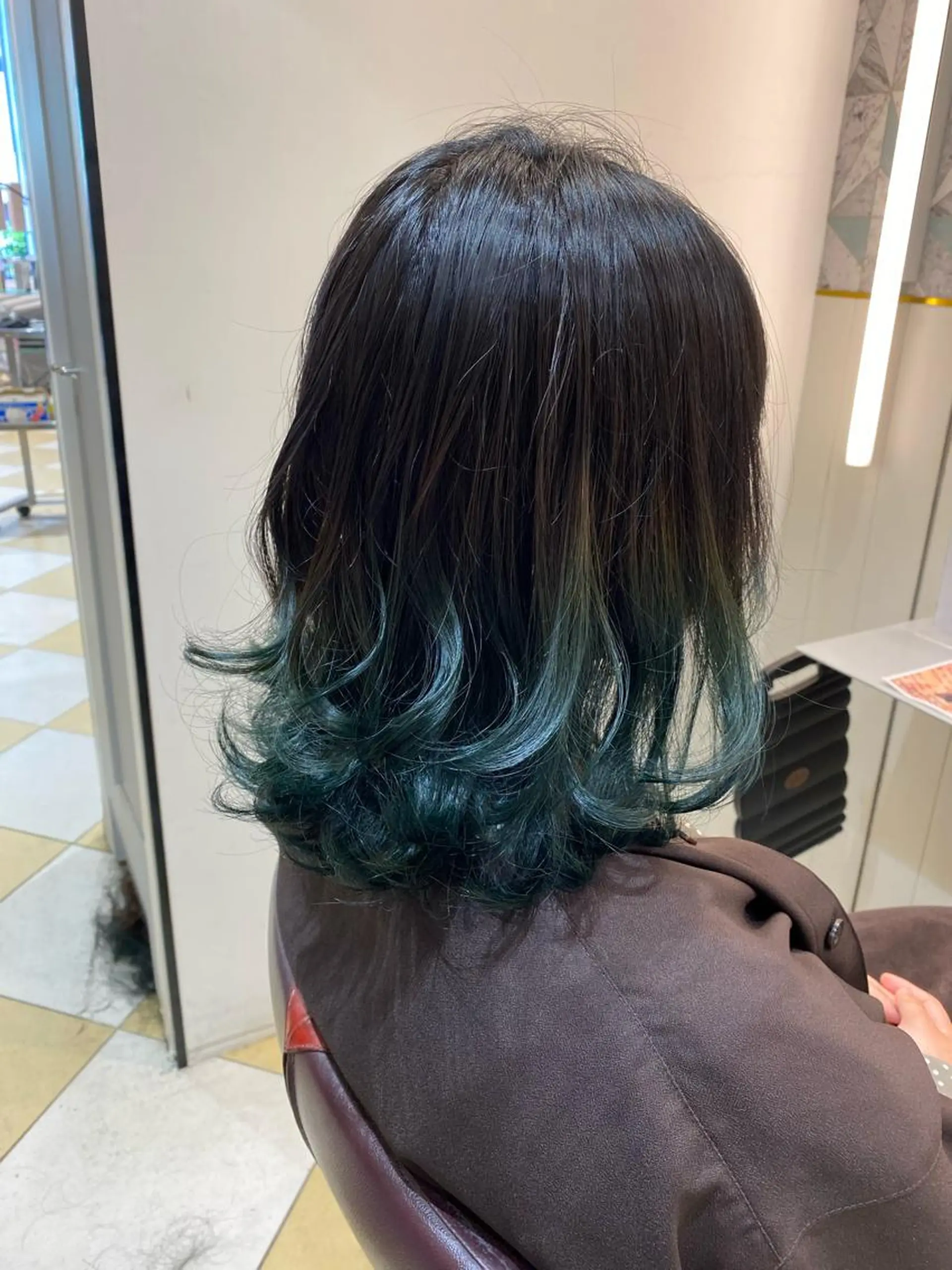 ミディアム カラー ブリーチ ブリーチなしカラー Kou所属・💜髪質改善美髪💜 星野清光のヘアスタイル