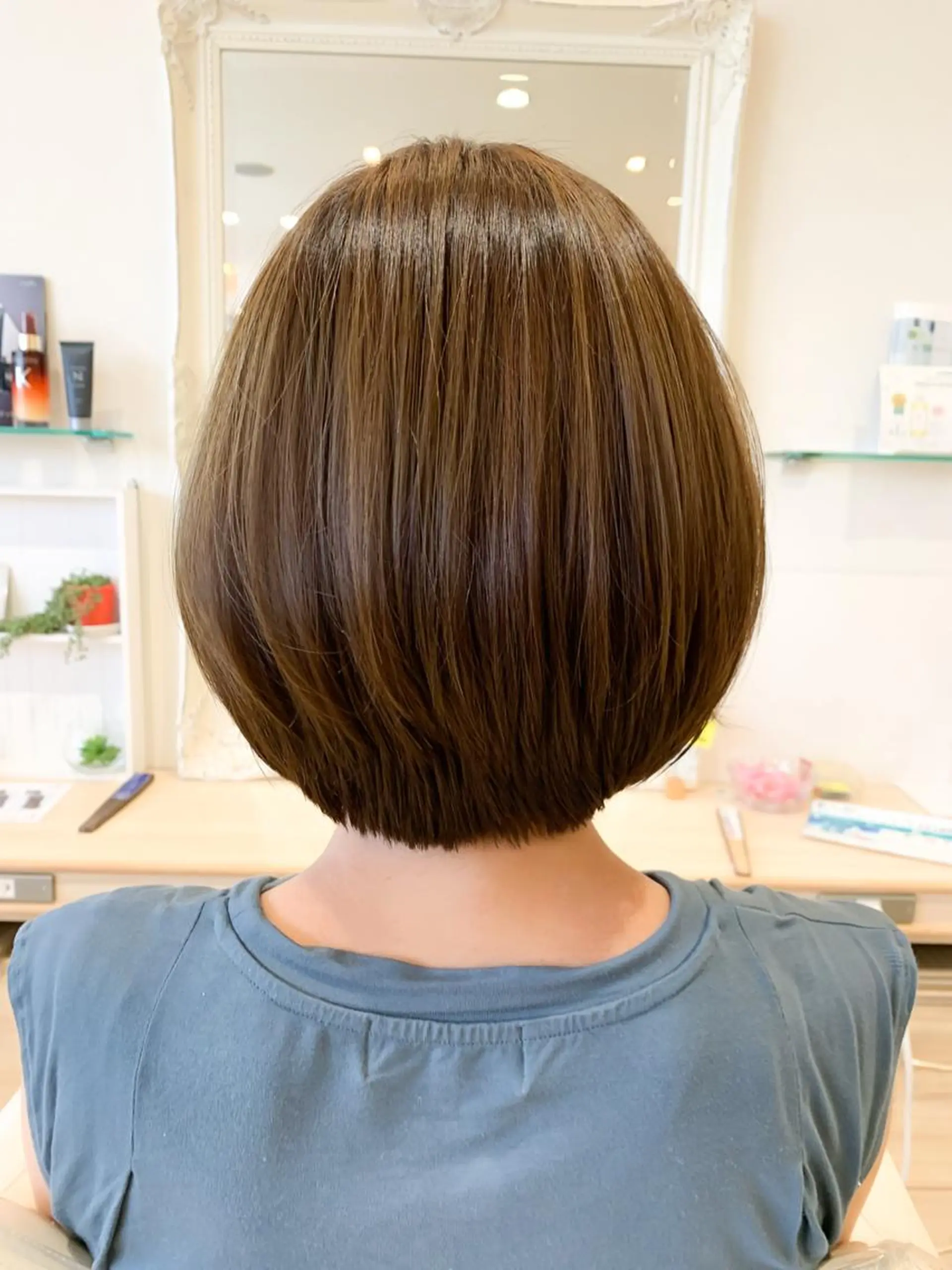 ミディアム ヘアカラー 石母田 遥香のヘアスタイル