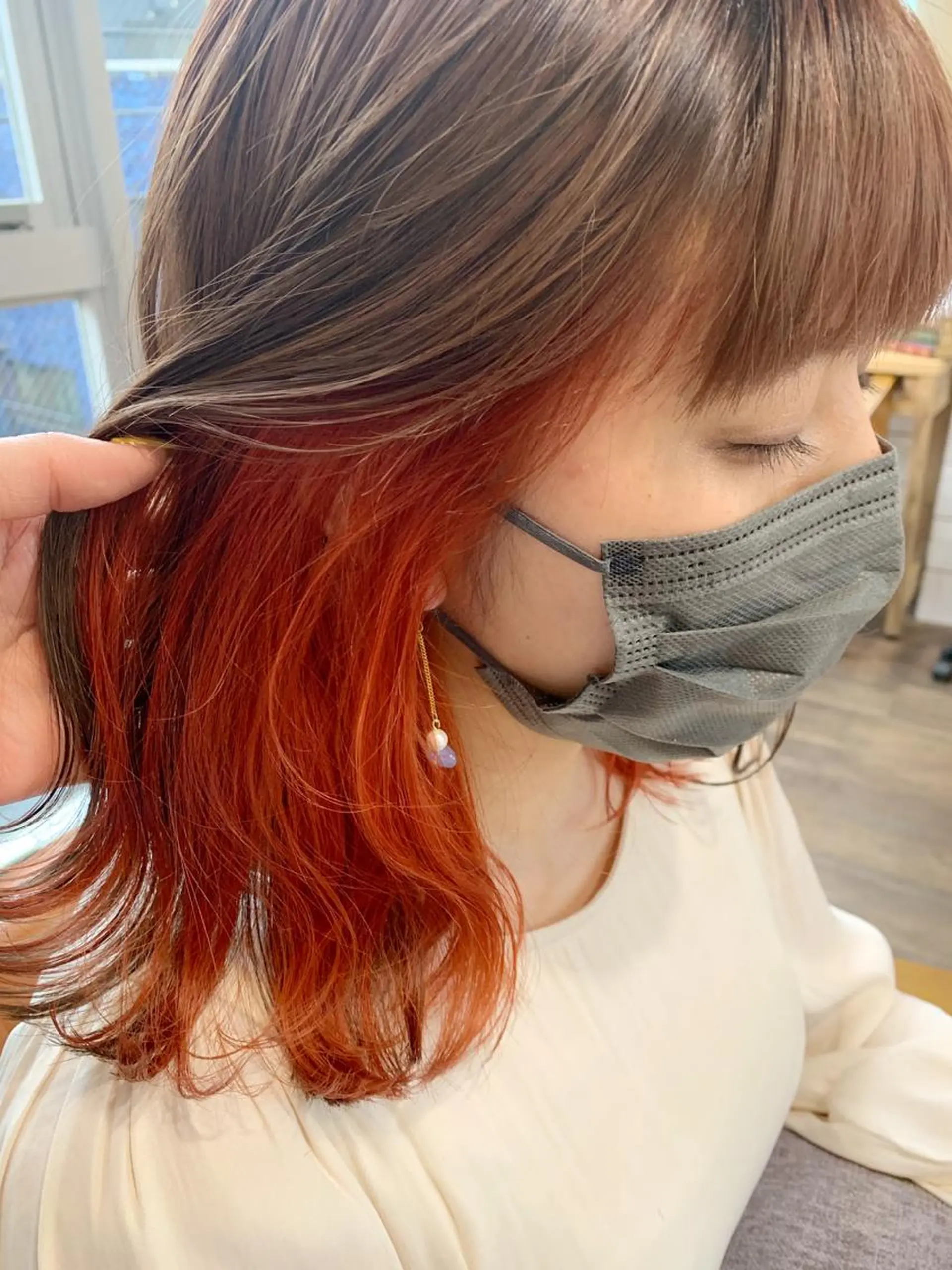 ミディアム カラー ダブルカラー イヤリングカラー ハイライトカラー イルミナカラー インナーカラー ヘアカラー トリートメント ヘッドスパ ダブルカラー　/ インナーカラーMiiのヘアスタイル