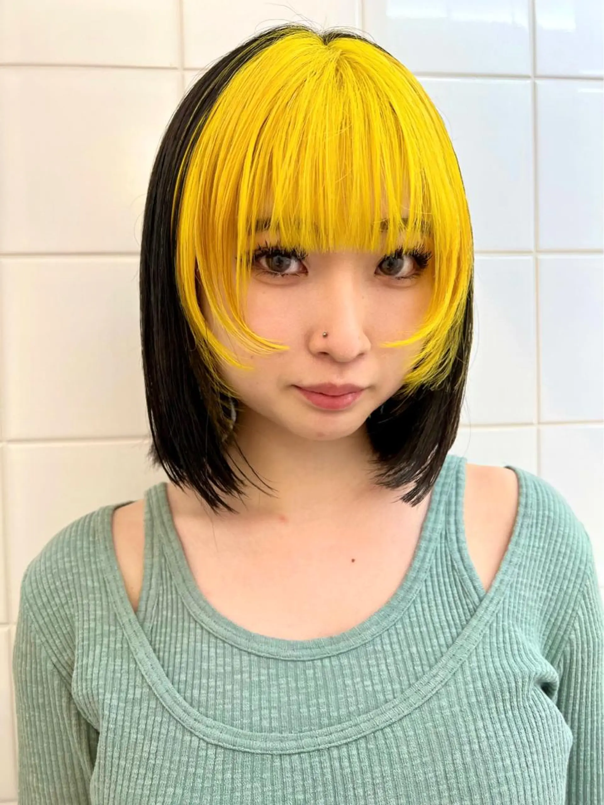 ショート カラー ヘアアレンジ 🧨ブリーチー×ボブ レイヤー💎じゅえるのヘアスタイル