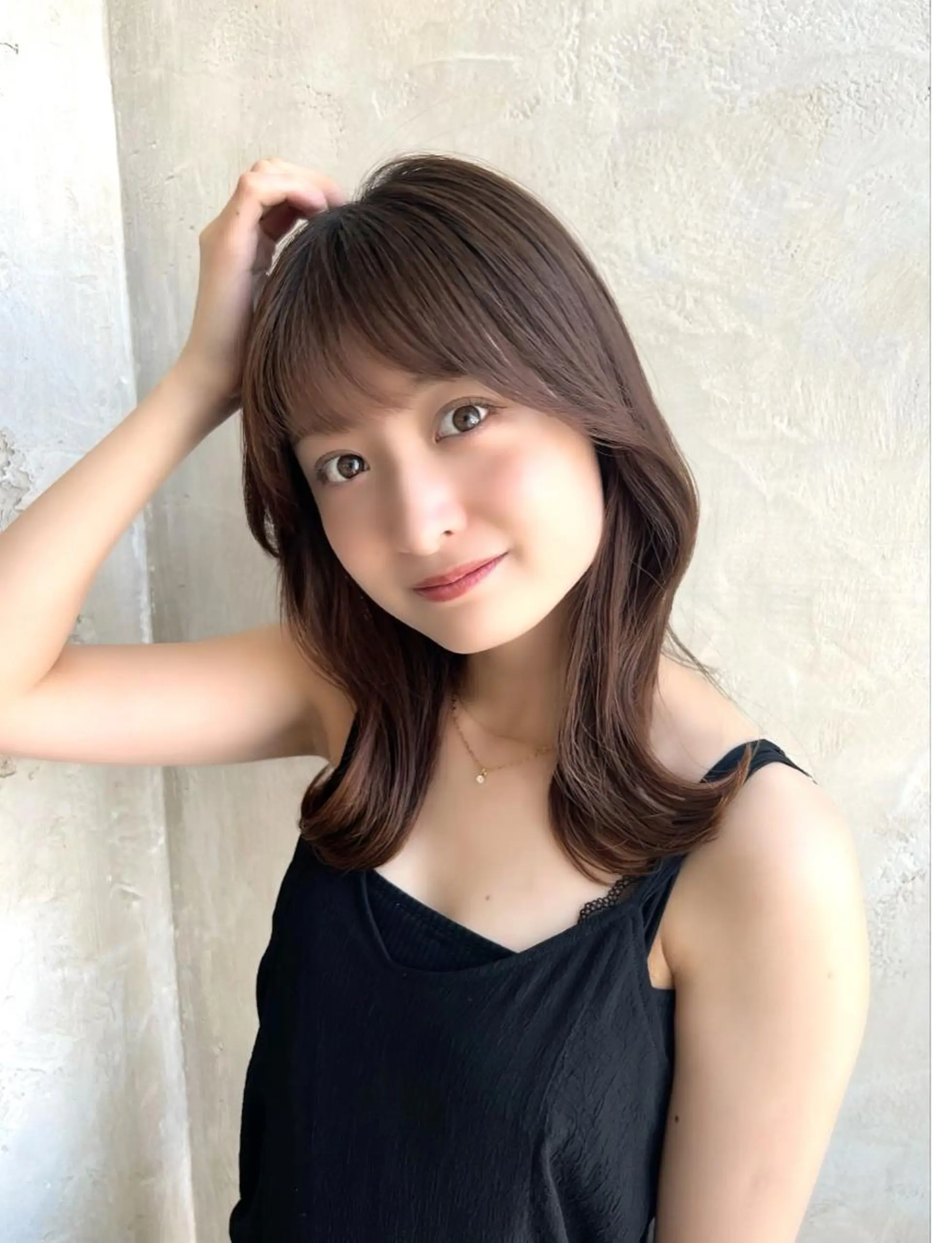 セミロング カラー ベージュカラー ブラウンカラー くびれヘア 髪質改善 縮毛矯正 カット ヘアカラー トリートメント 🧡くびれヘア/前髪 顔周り🧡久原結衣のヘアスタイル