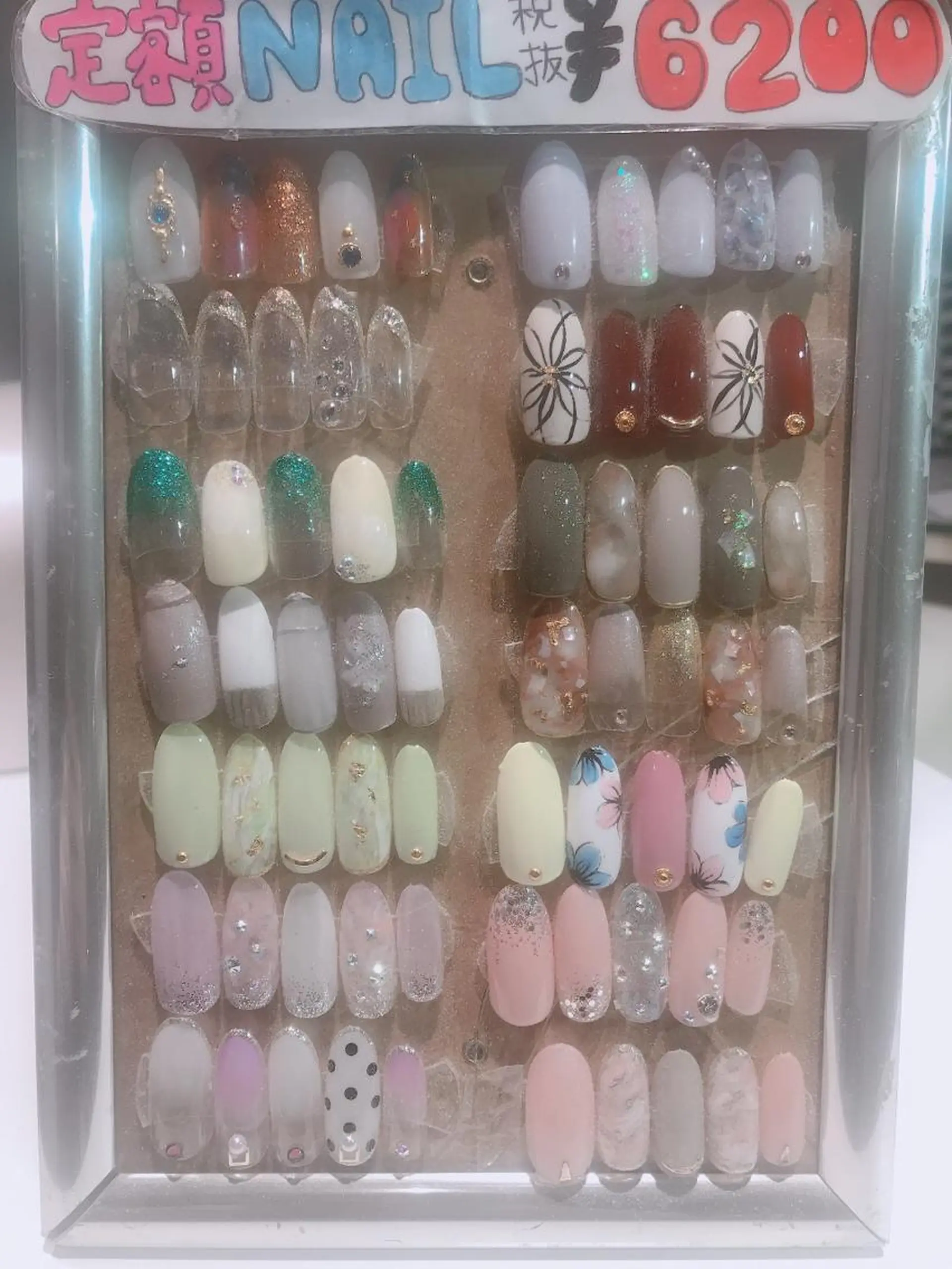 ネイル ハンドネイル ネイルサロン トゥルースのネイルデザイン