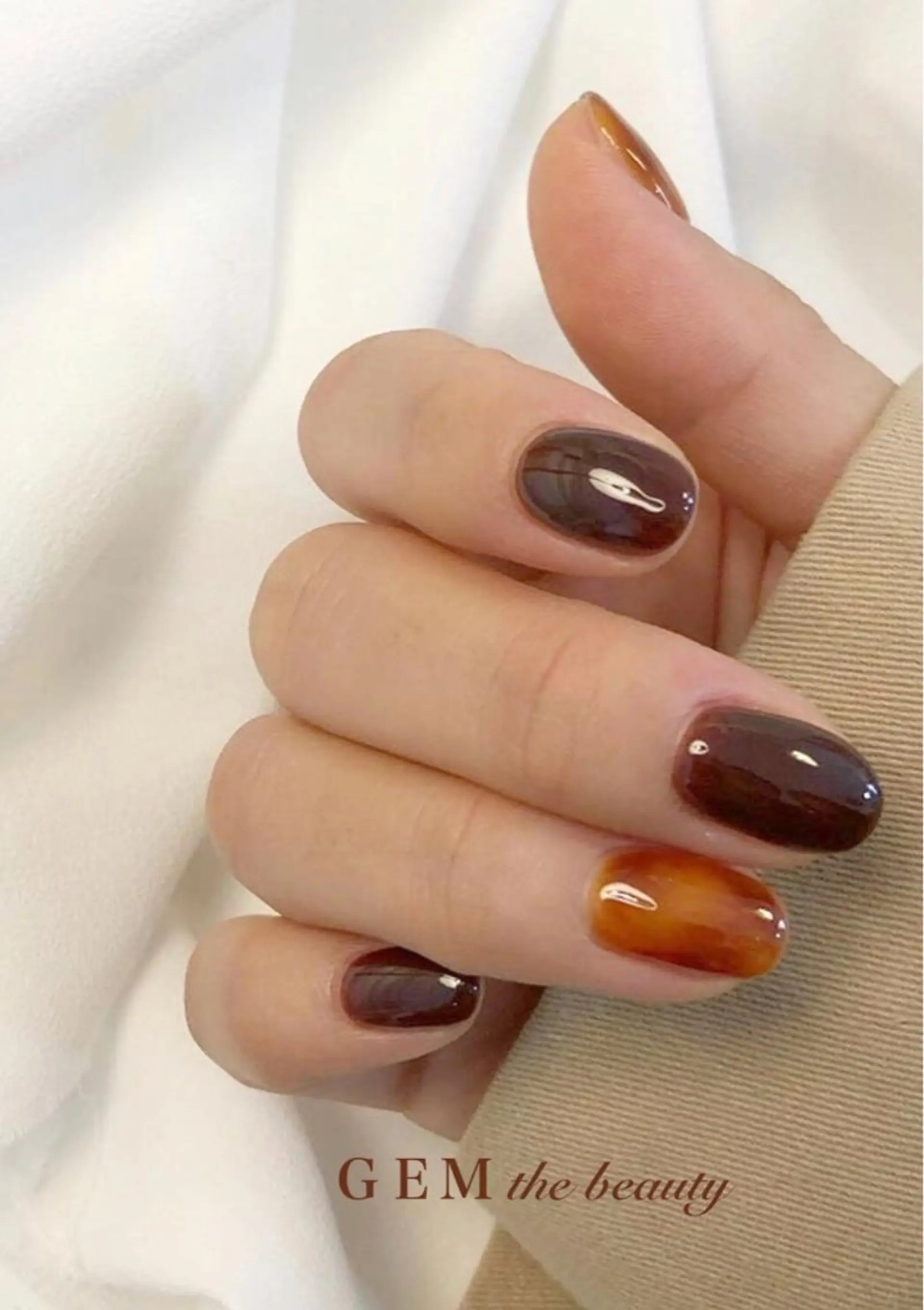 ネイル ジェルネイル シンプルネイル GEM  the beautyのマツエク・マツパデザイン