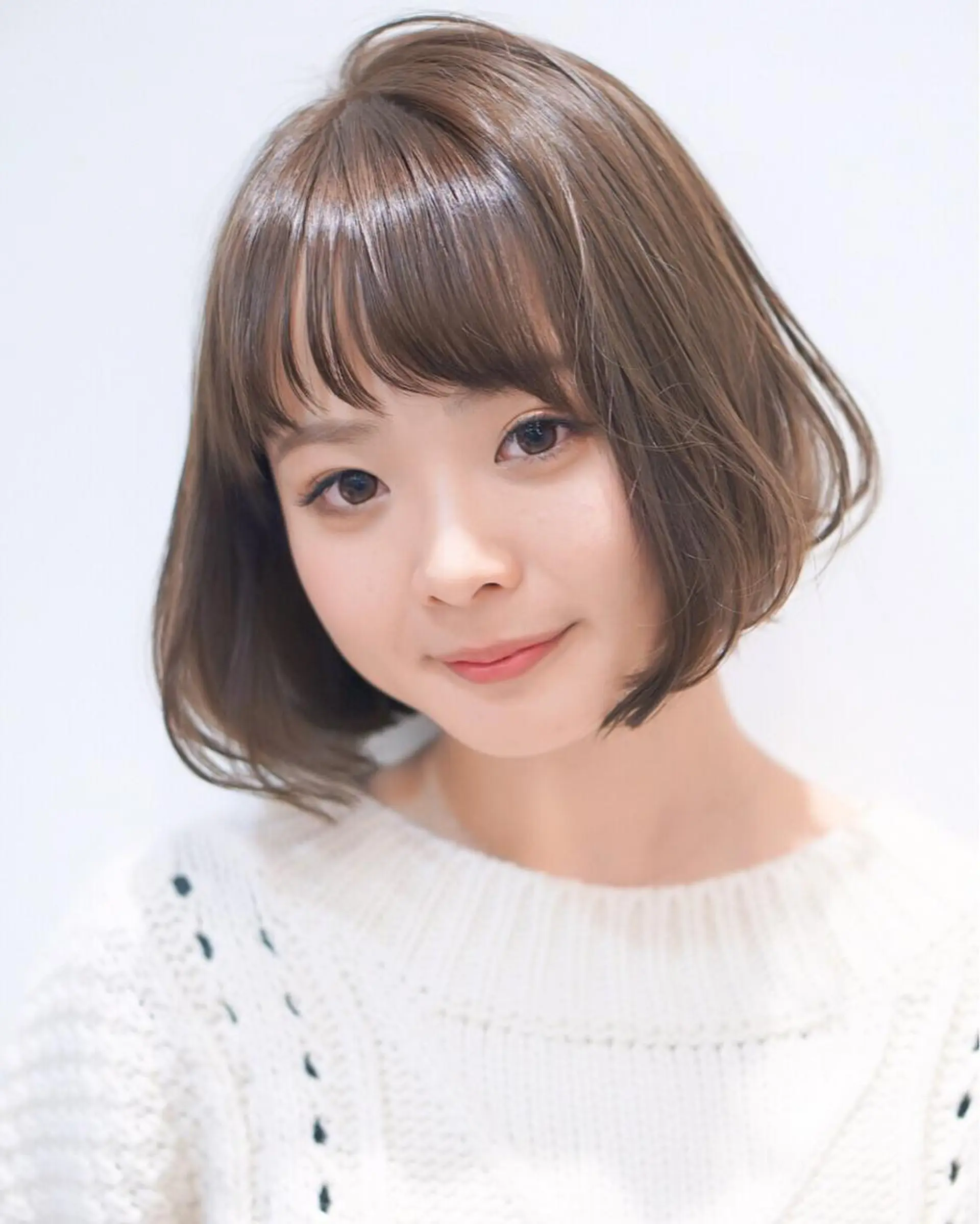 ショート カラー アッシュ ベージュカラー 透明感カラー ボブ 小顔カット ディレクター ノナカのヘアスタイル