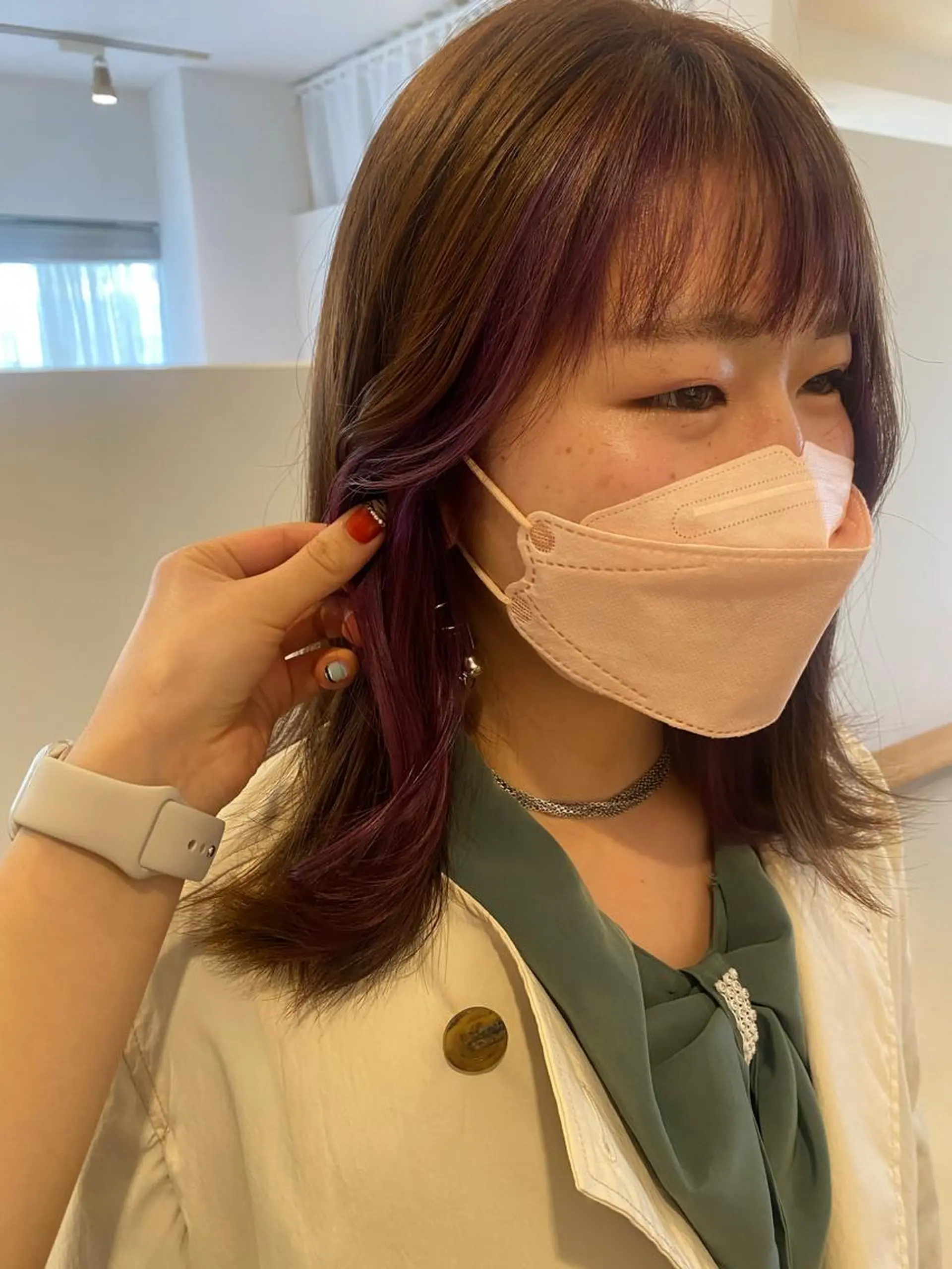 ミディアム 🎀調布仙川透明感オ リーブカラー干莉🎀のヘアスタイル