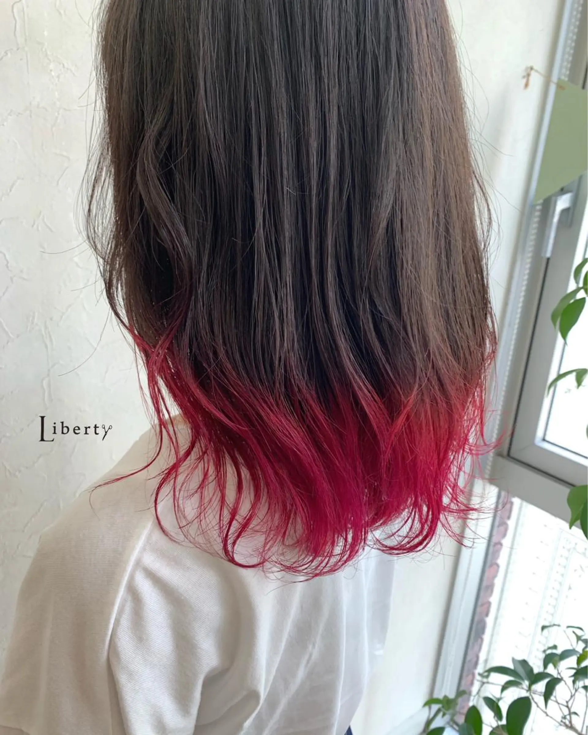 ミディアム カラー ピンクカラー レッドカラー ヘアカラー トリートメント Liberty 店長 TAJIMAのヘアスタイル