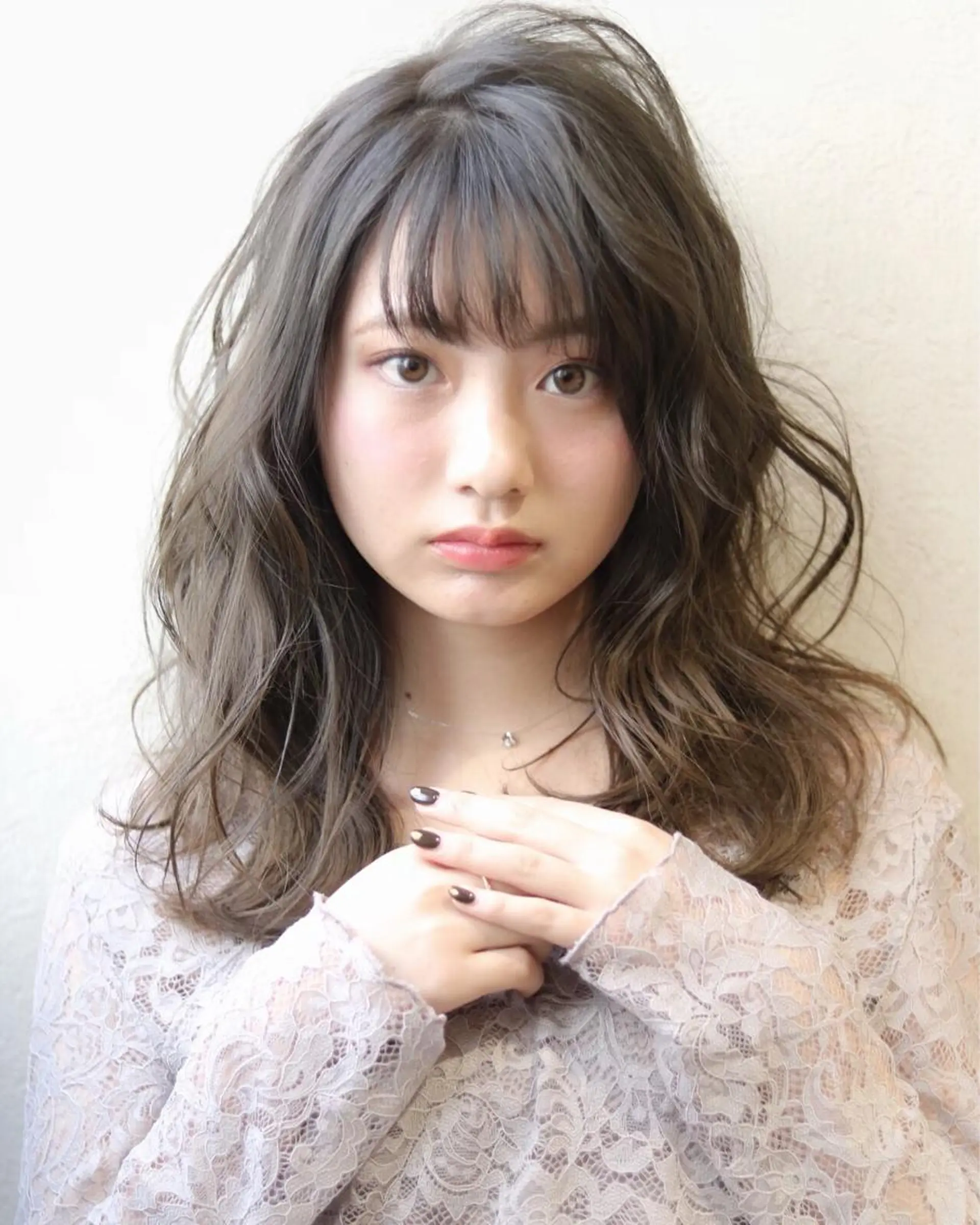 セミロング ハイライト トリートメント 青山 早希🐾のヘアスタイル
