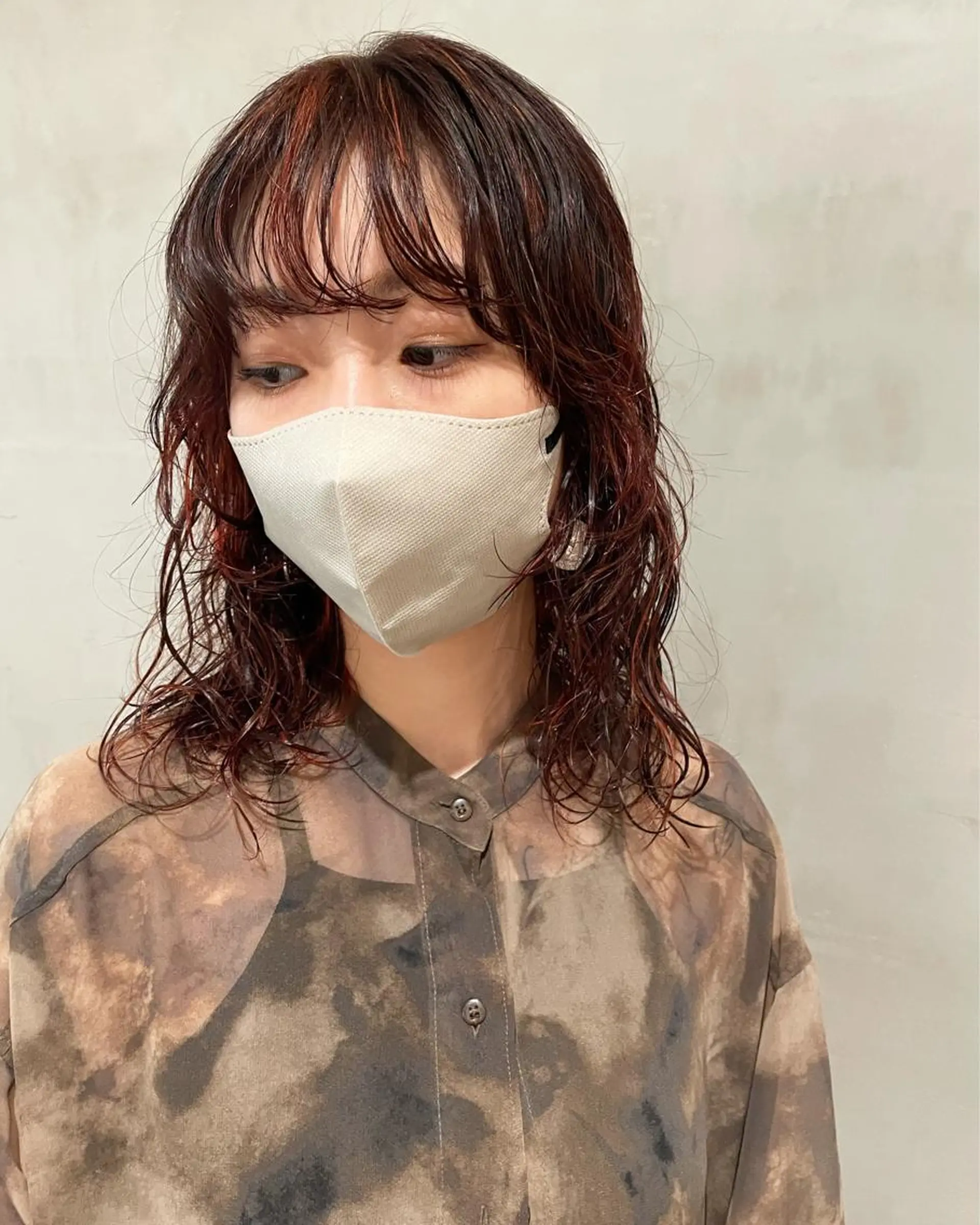 ミディアム カラー パーマ ヘアカラー トリートメント 優 作のヘアスタイル