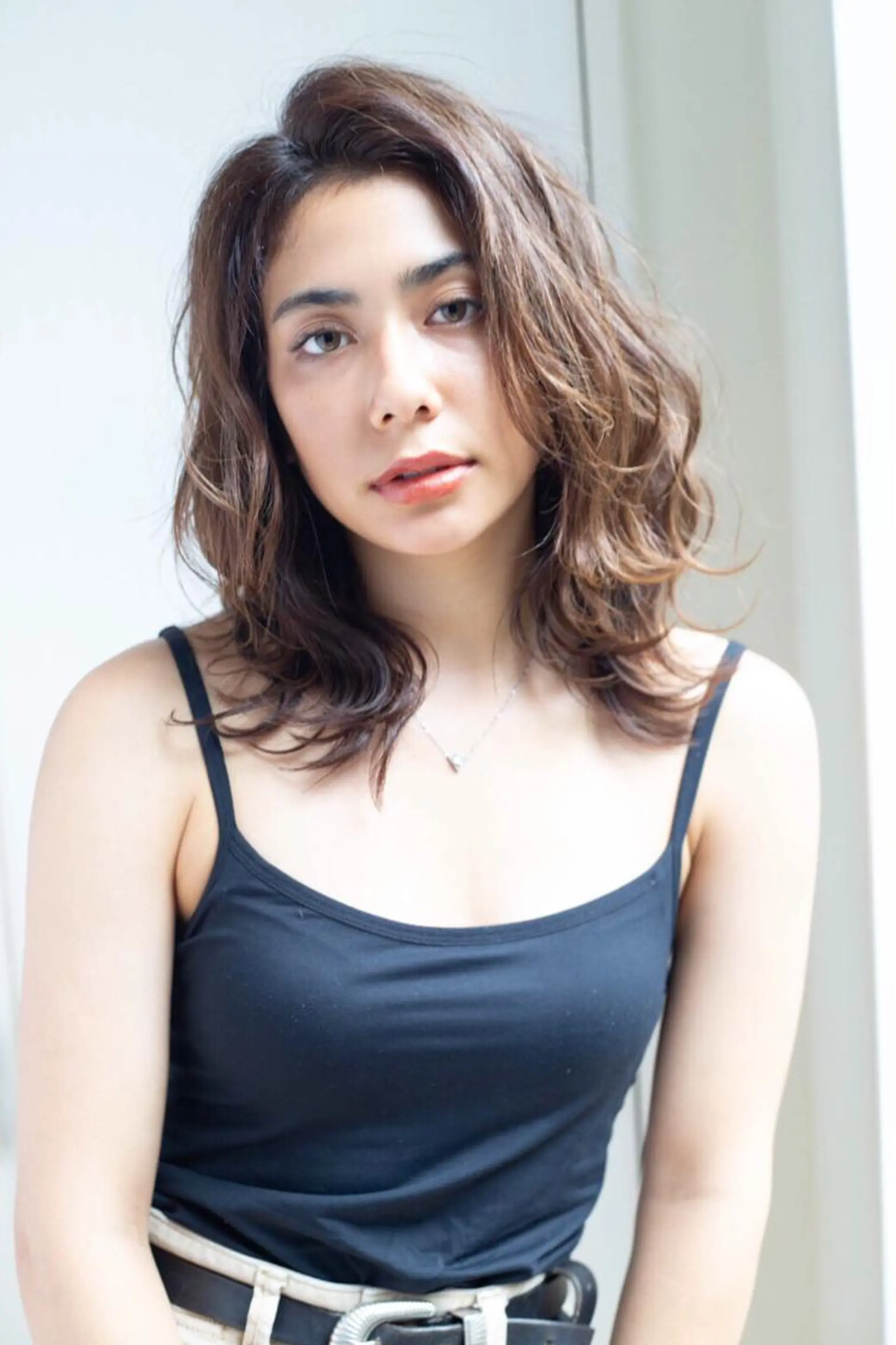 ミディアム カラー パーマ salowin 原宿 aroa所属・韓国／ハッシュカット ／透明感カラー／金野のヘアスタイル