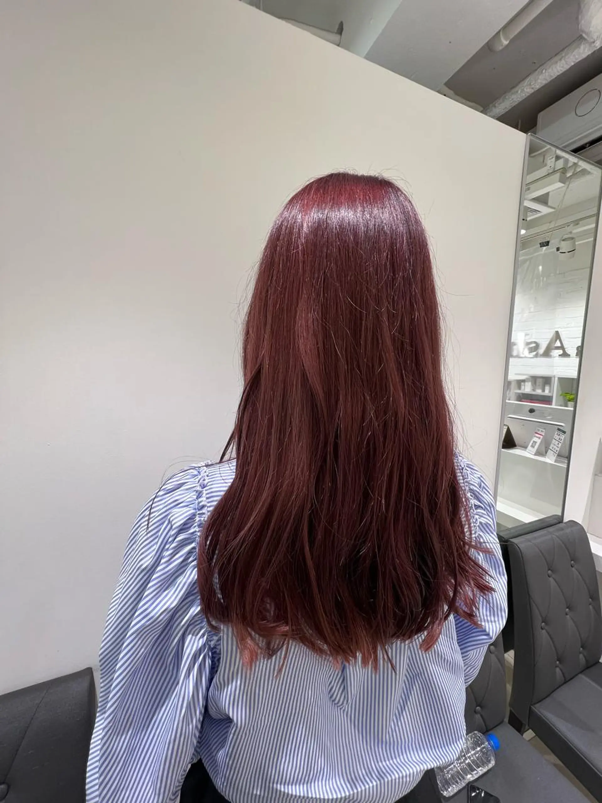 セミロング カラー ボルドーカラー 透明感カラー 【暖色カラー特化】 中山由梨のヘアスタイル