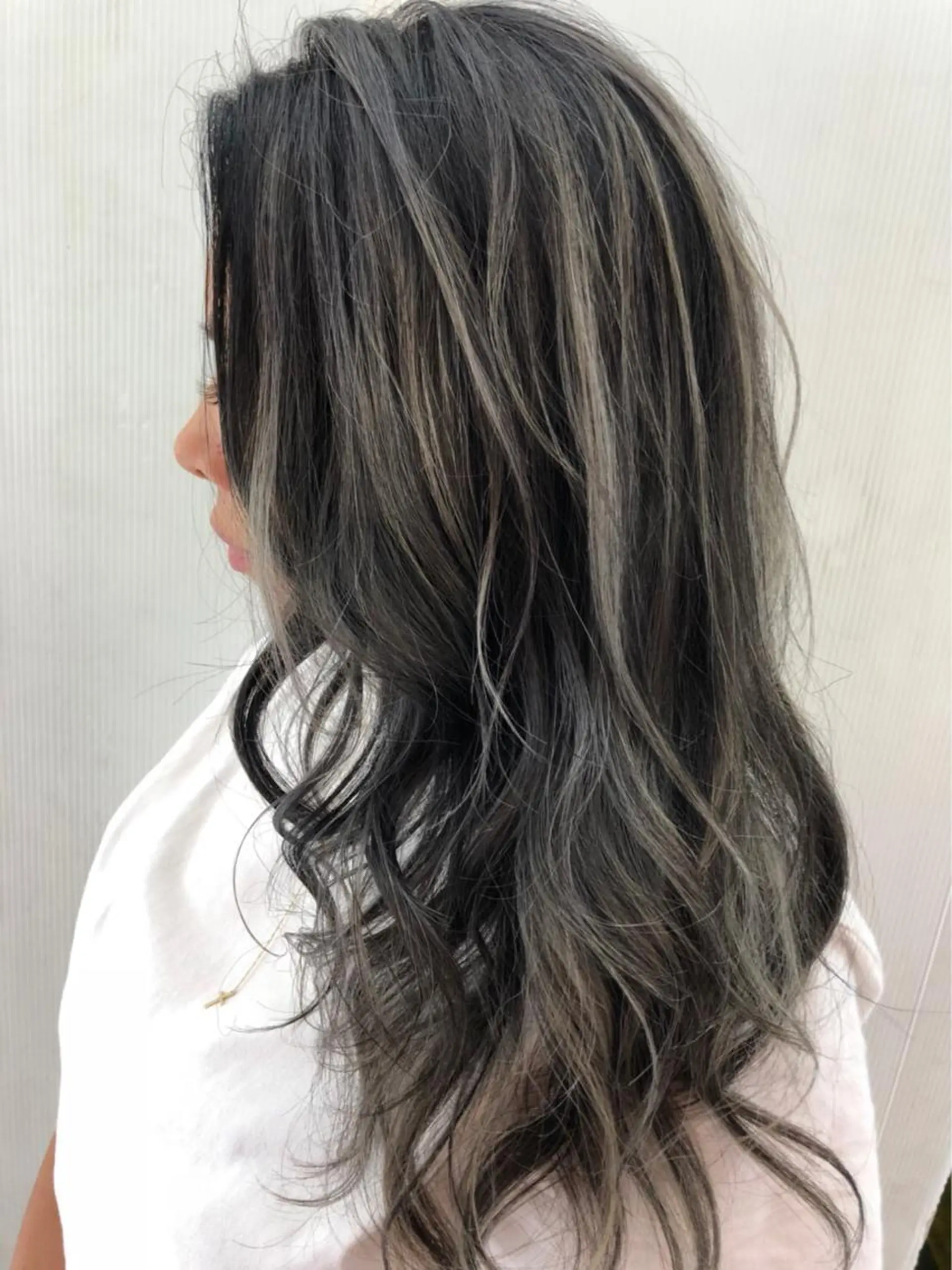 ロング カラー ハイライトカラー ハイライト ブリーチ無しカラー 👑店長　平松　由のヘアスタイル