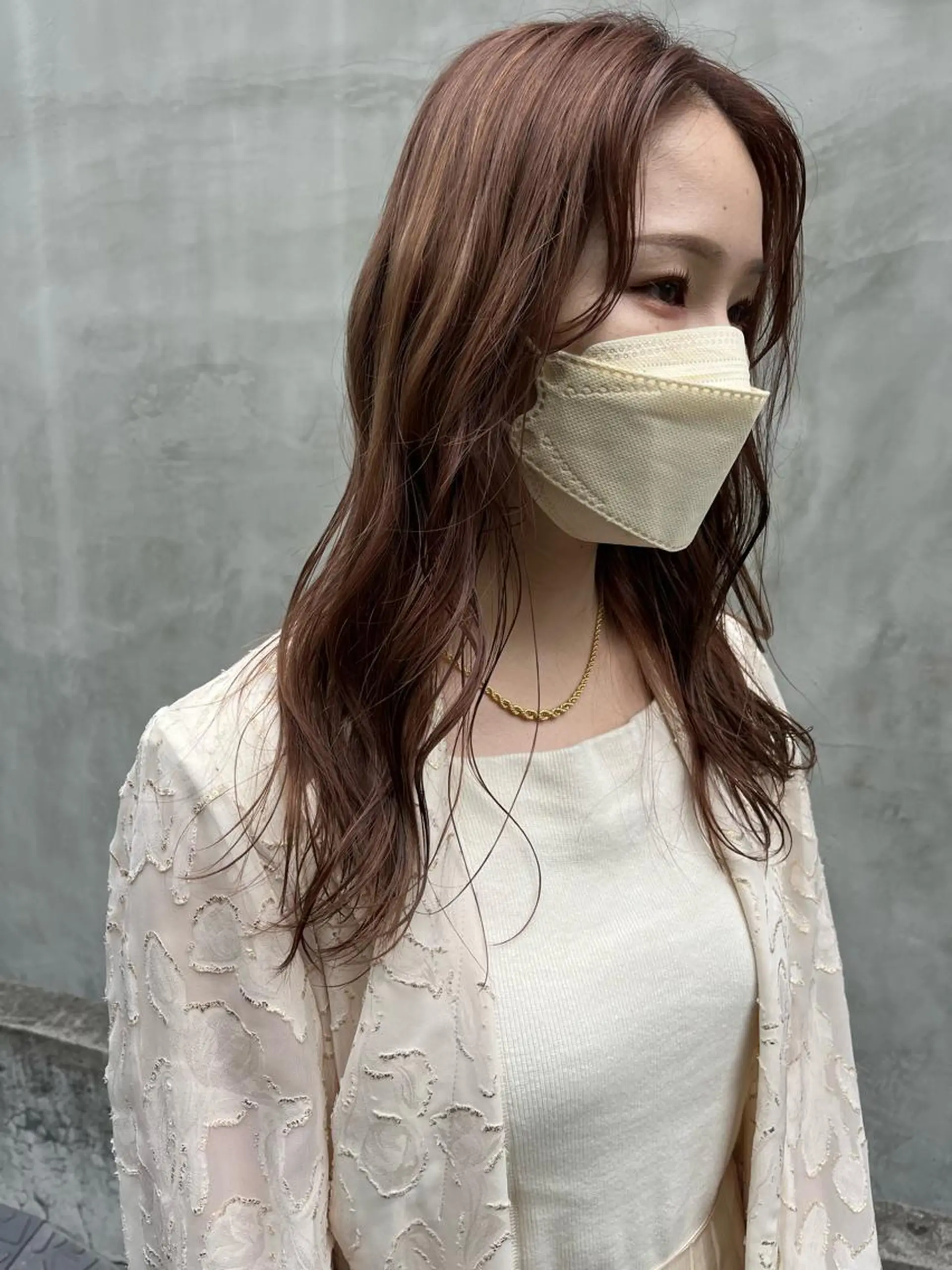 ロング カラー パーマ ヘアアレンジ メンズ メンズハイライト メンズインナーカラー ダブルカラー ハイライトカラー インナーカラー pu+on. nailworks所属・fuyumi / ニュアンスネイルのネイルデザイン
